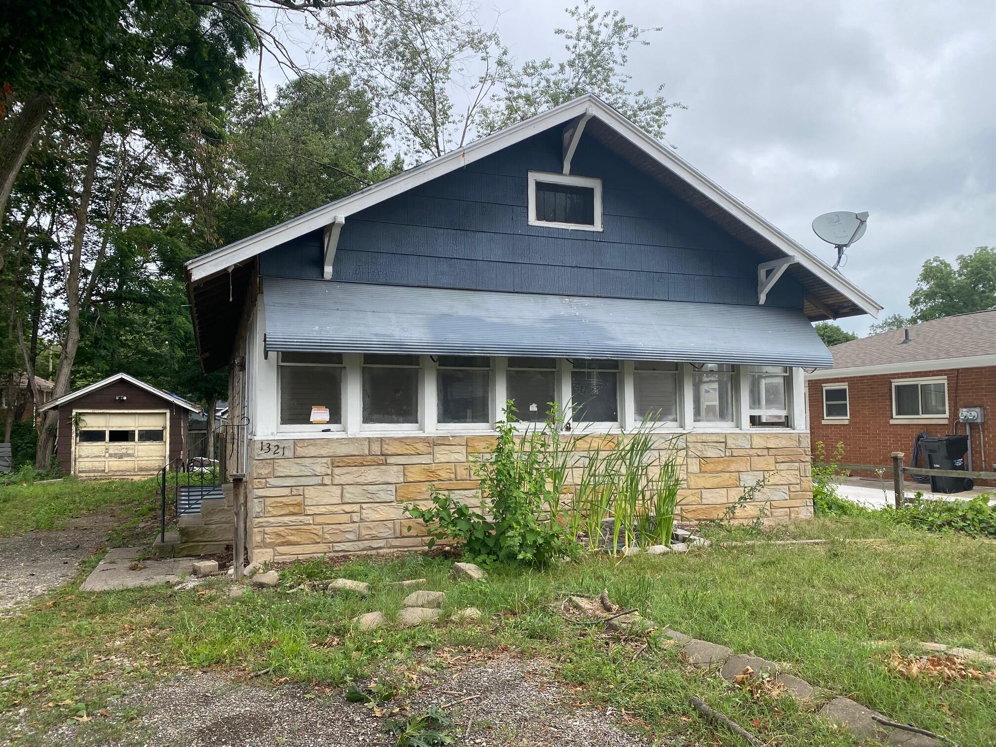 1321 Oak Street Niles MI 49120