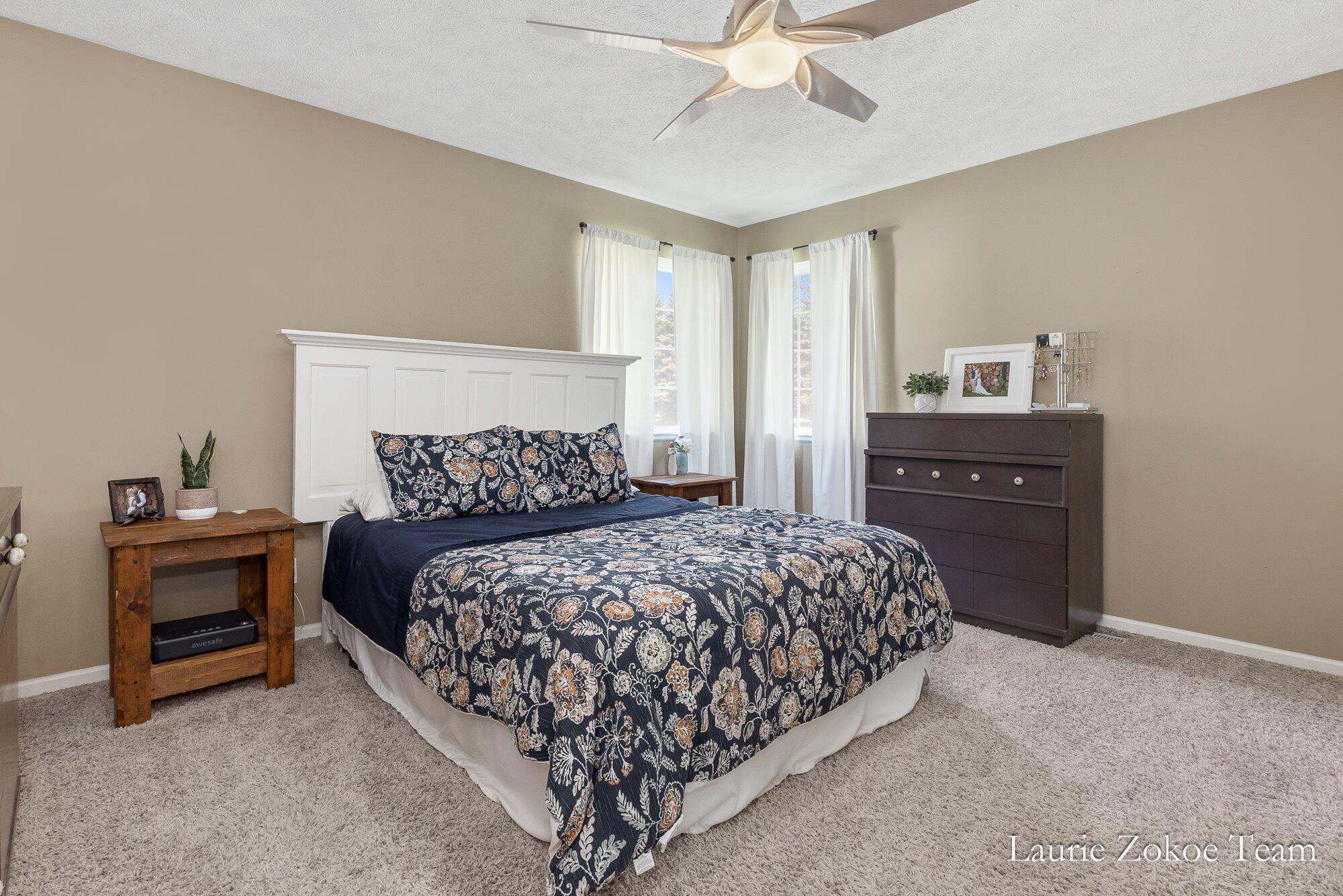 11302 8th Avenue NW Grand Rapids MI 49534