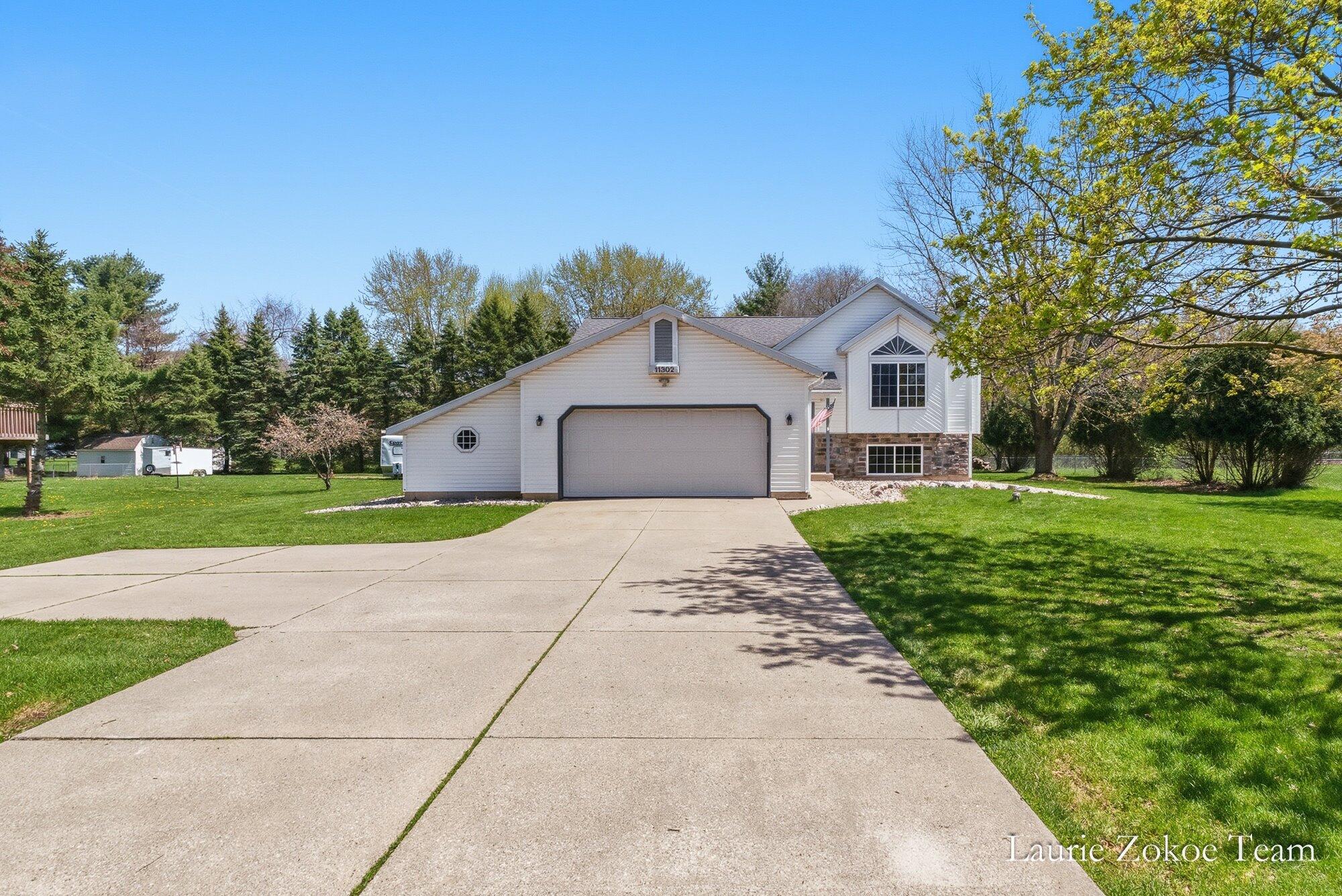 11302 8th Avenue NW Grand Rapids MI 49534