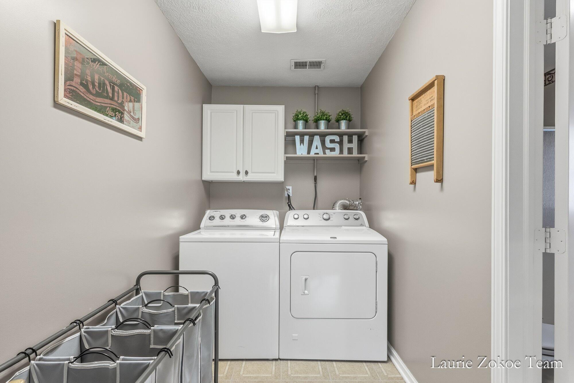 11302 8th Avenue NW Grand Rapids MI 49534