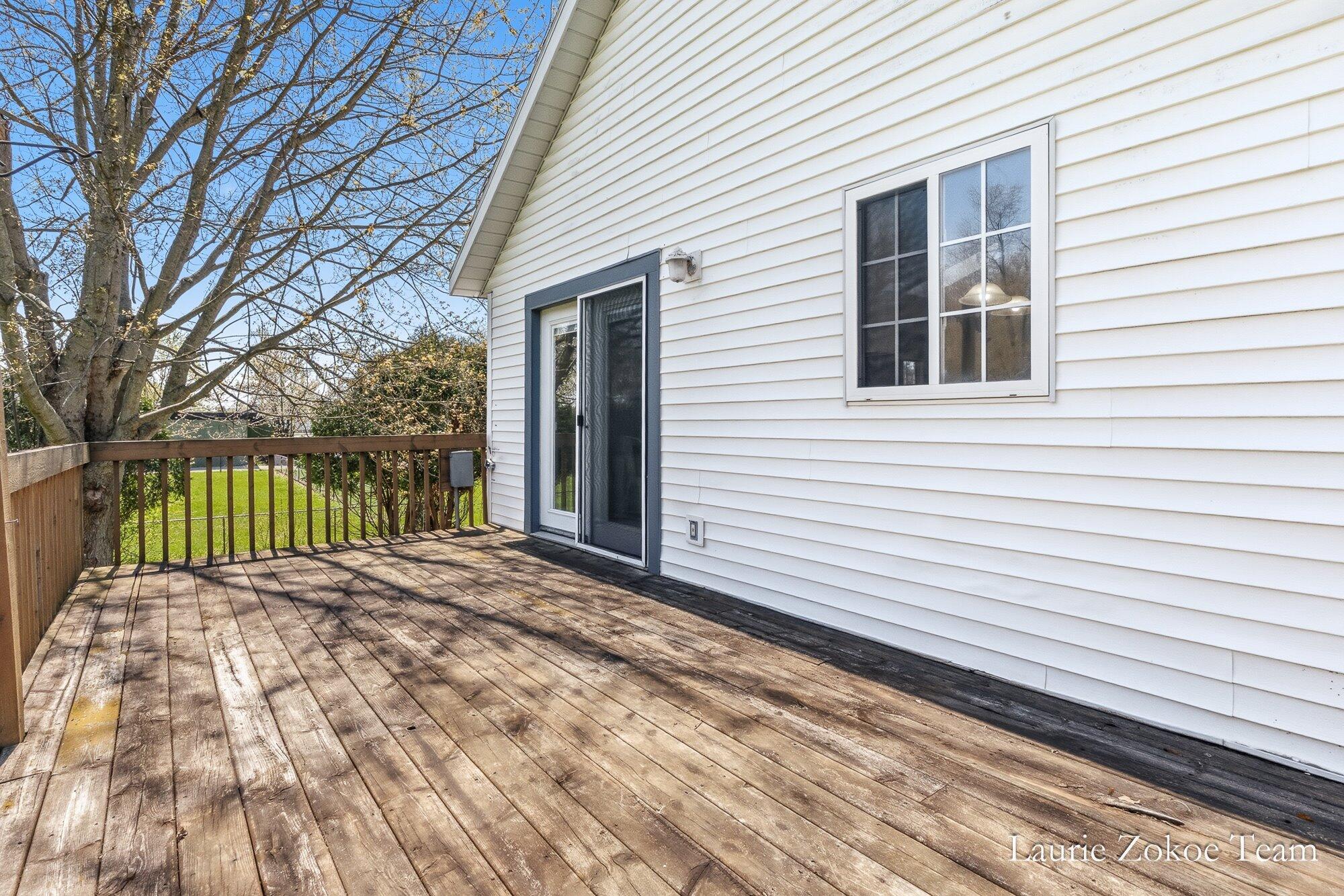 11302 8th Avenue NW Grand Rapids MI 49534
