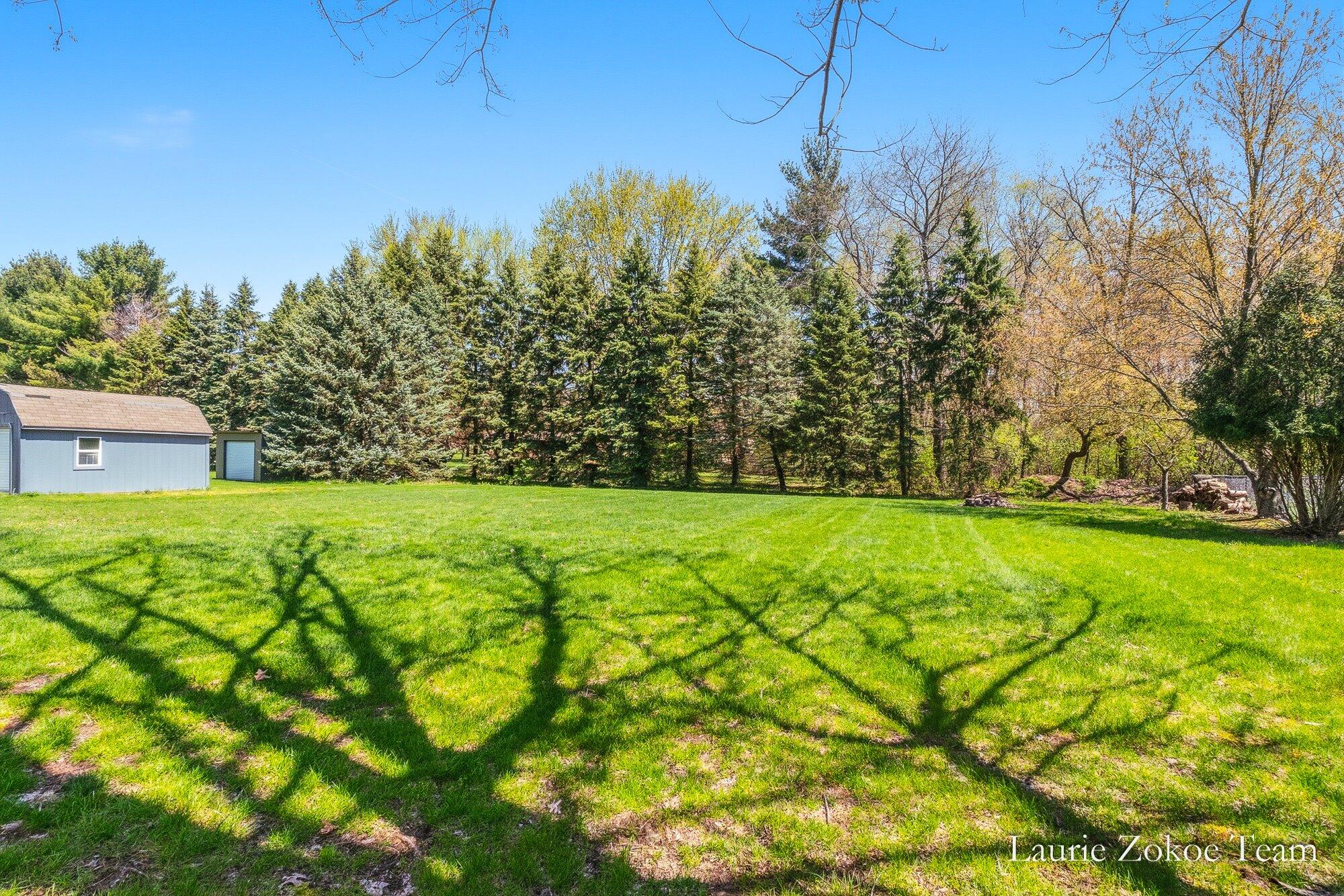 11302 8th Avenue NW Grand Rapids MI 49534