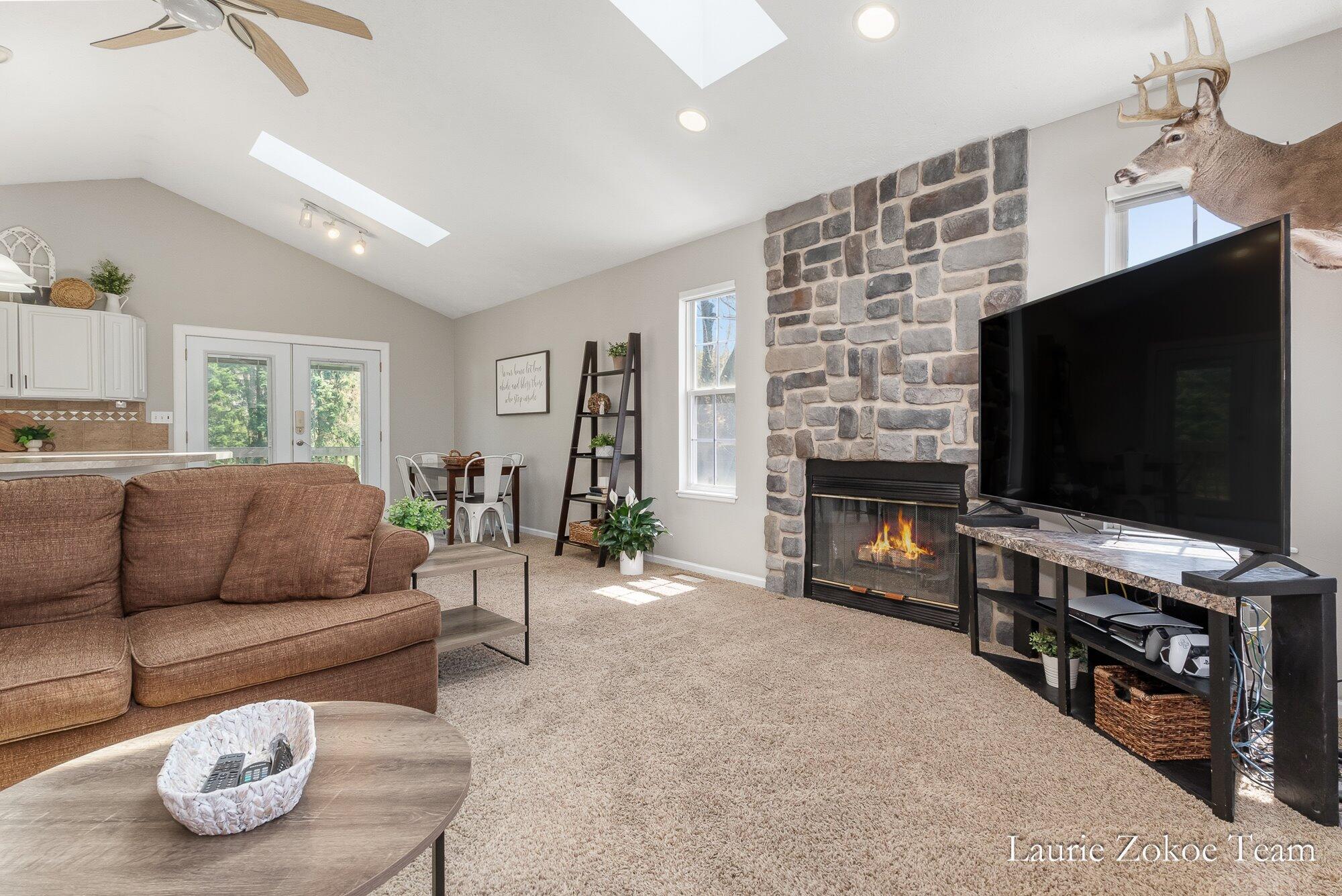 11302 8th Avenue NW Grand Rapids MI 49534