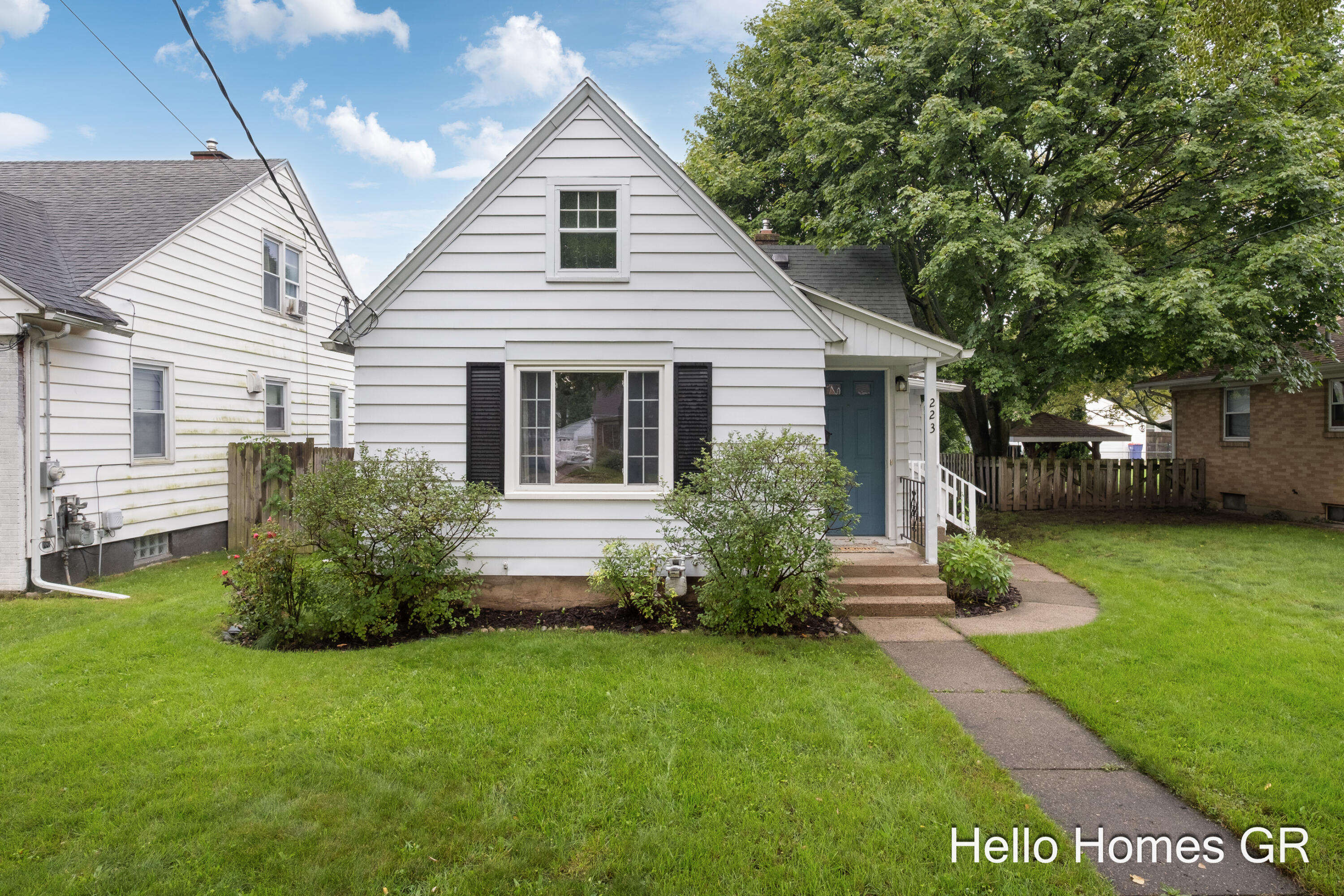 223 Leyden Avenue SW Grand Rapids MI 49504