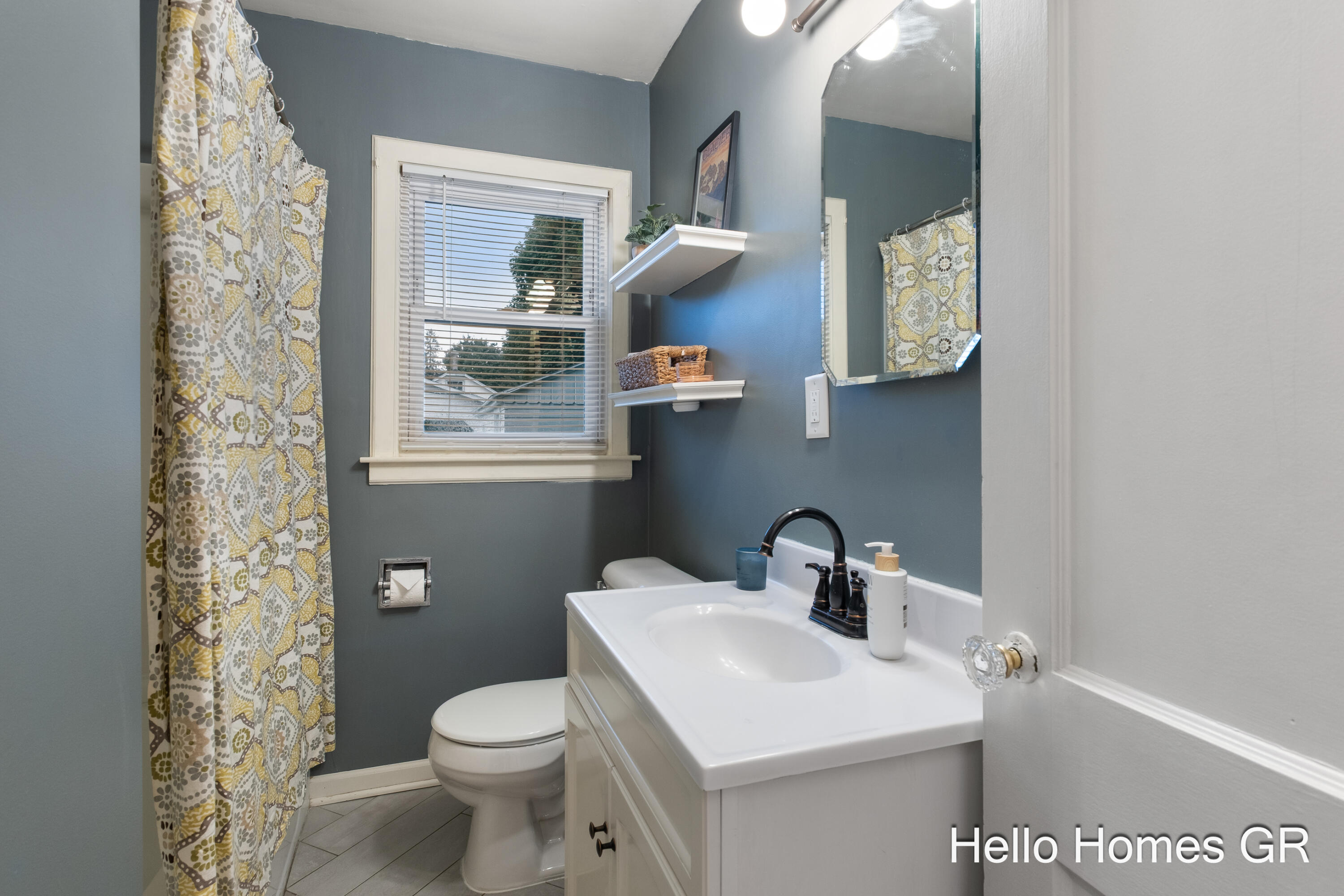 223 Leyden Avenue SW Grand Rapids MI 49504