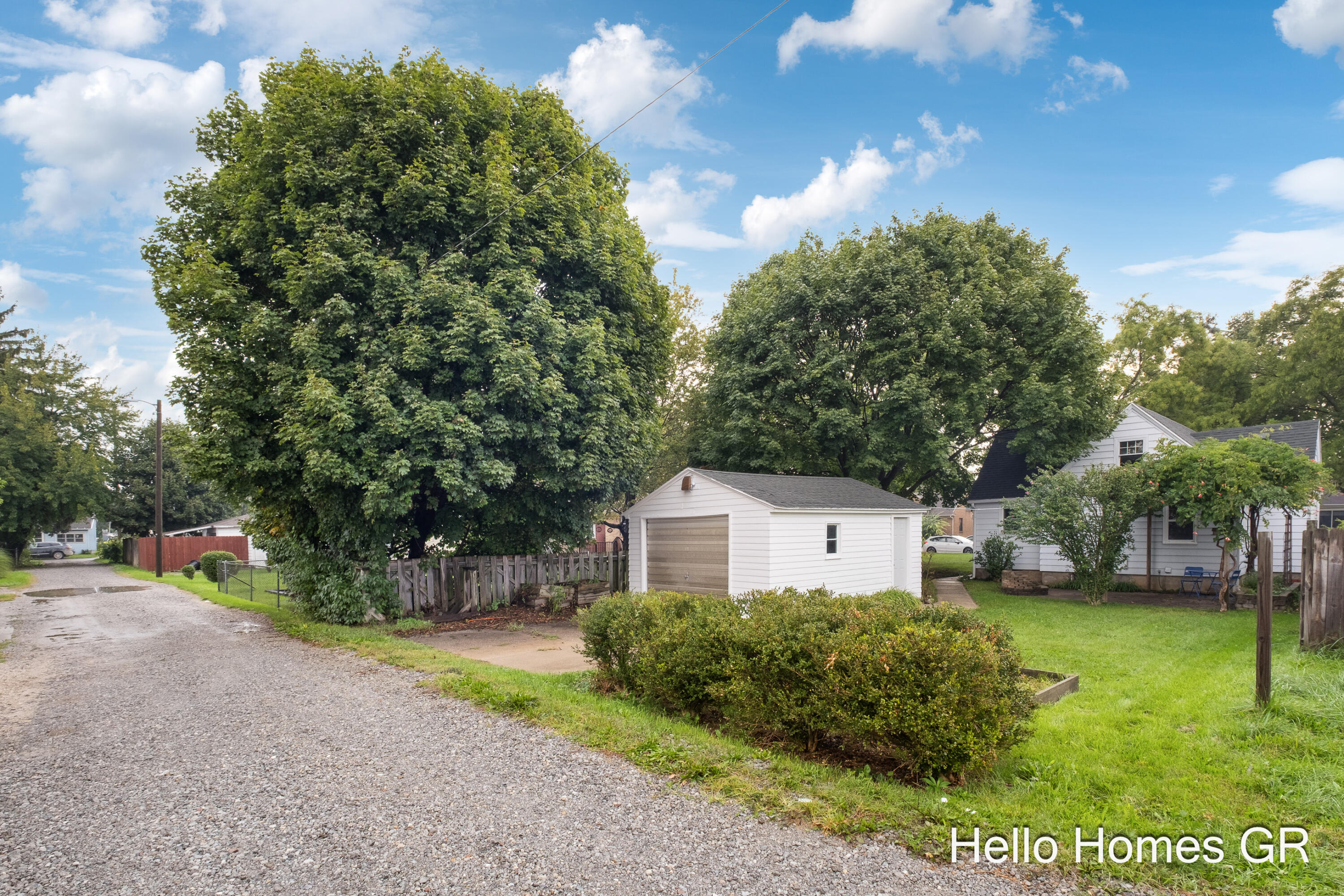 223 Leyden Avenue SW Grand Rapids MI 49504