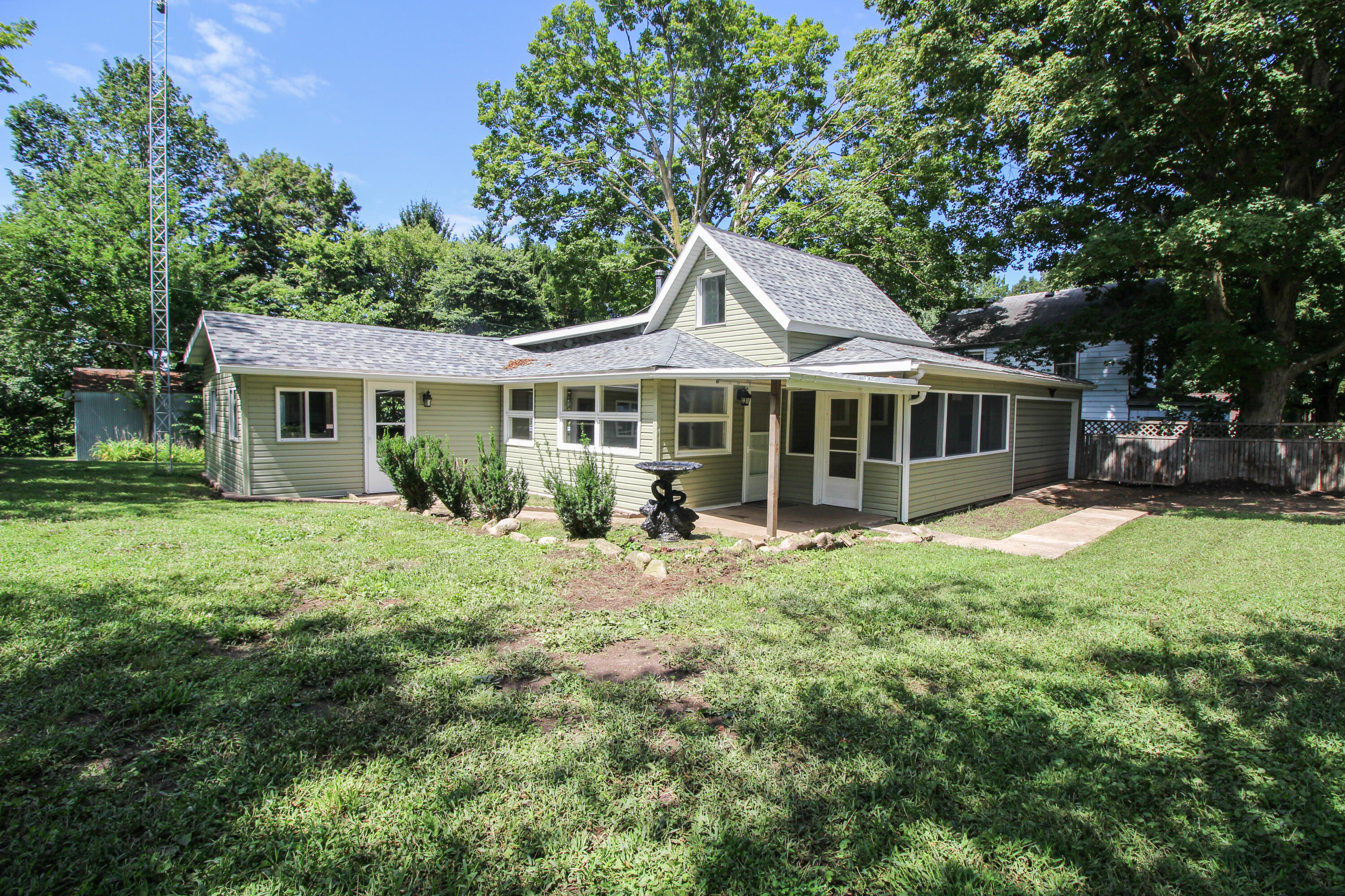 58552 Prairie Street Cassopolis MI 49031