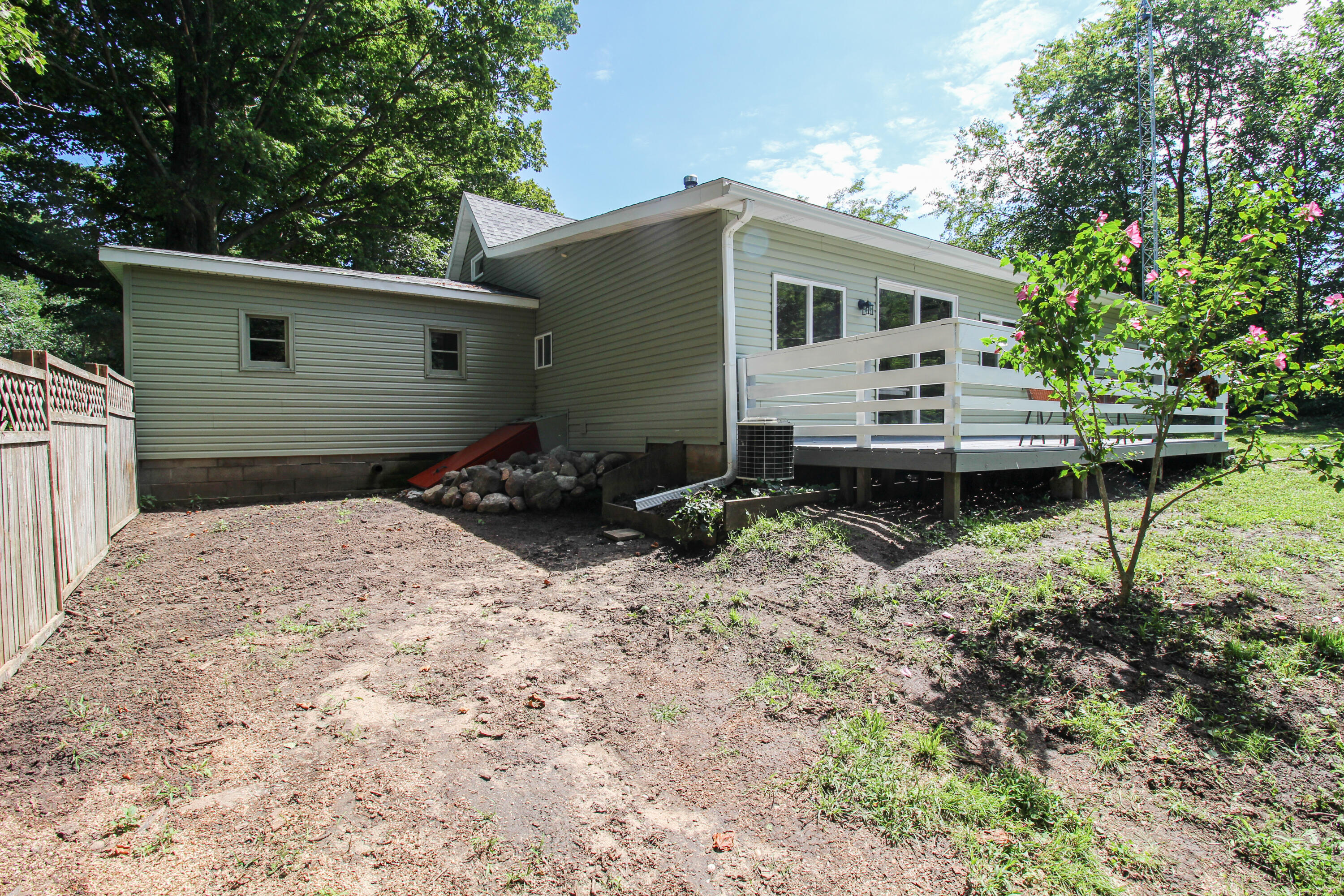 58552 Prairie Street Cassopolis MI 49031