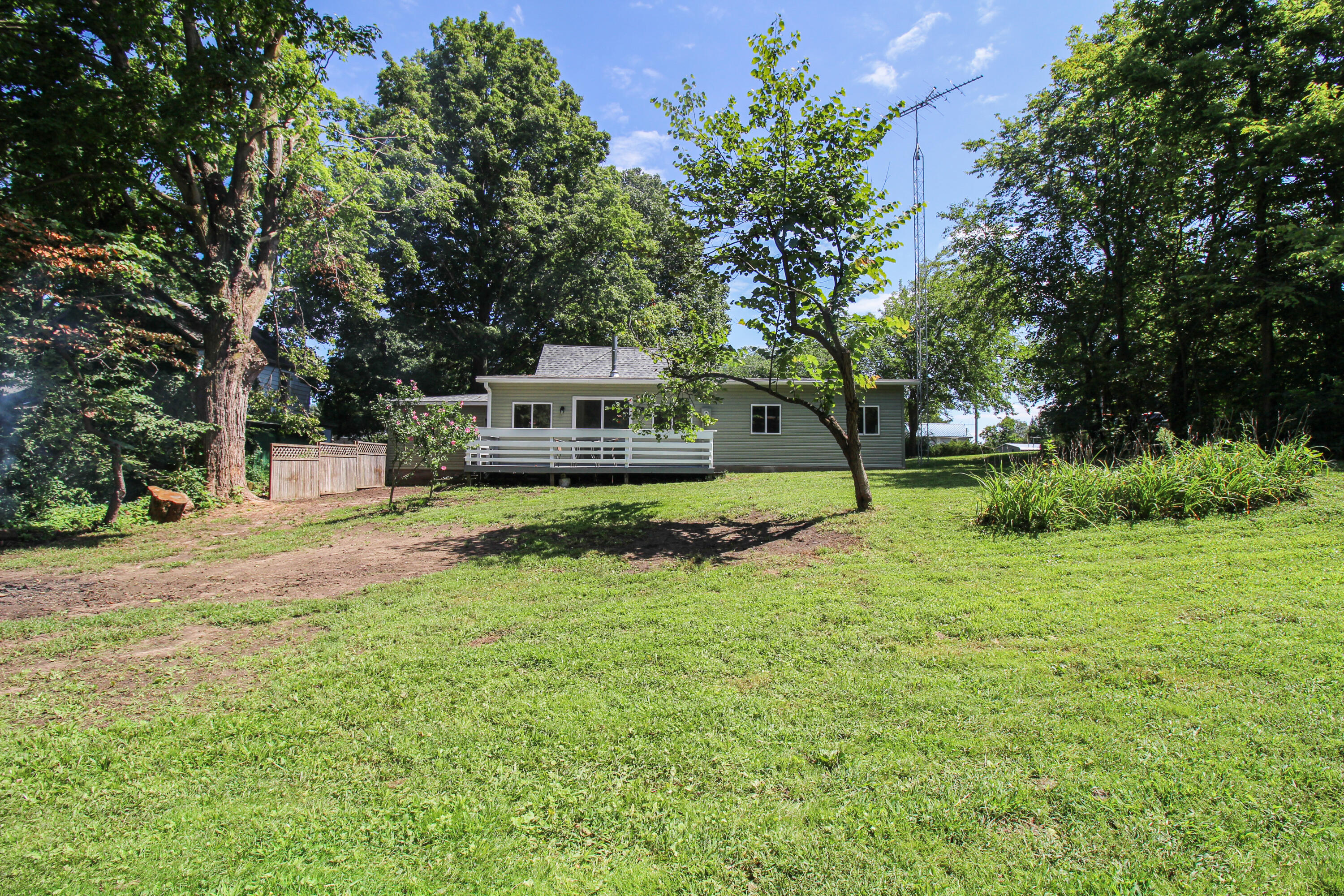 58552 Prairie Street Cassopolis MI 49031