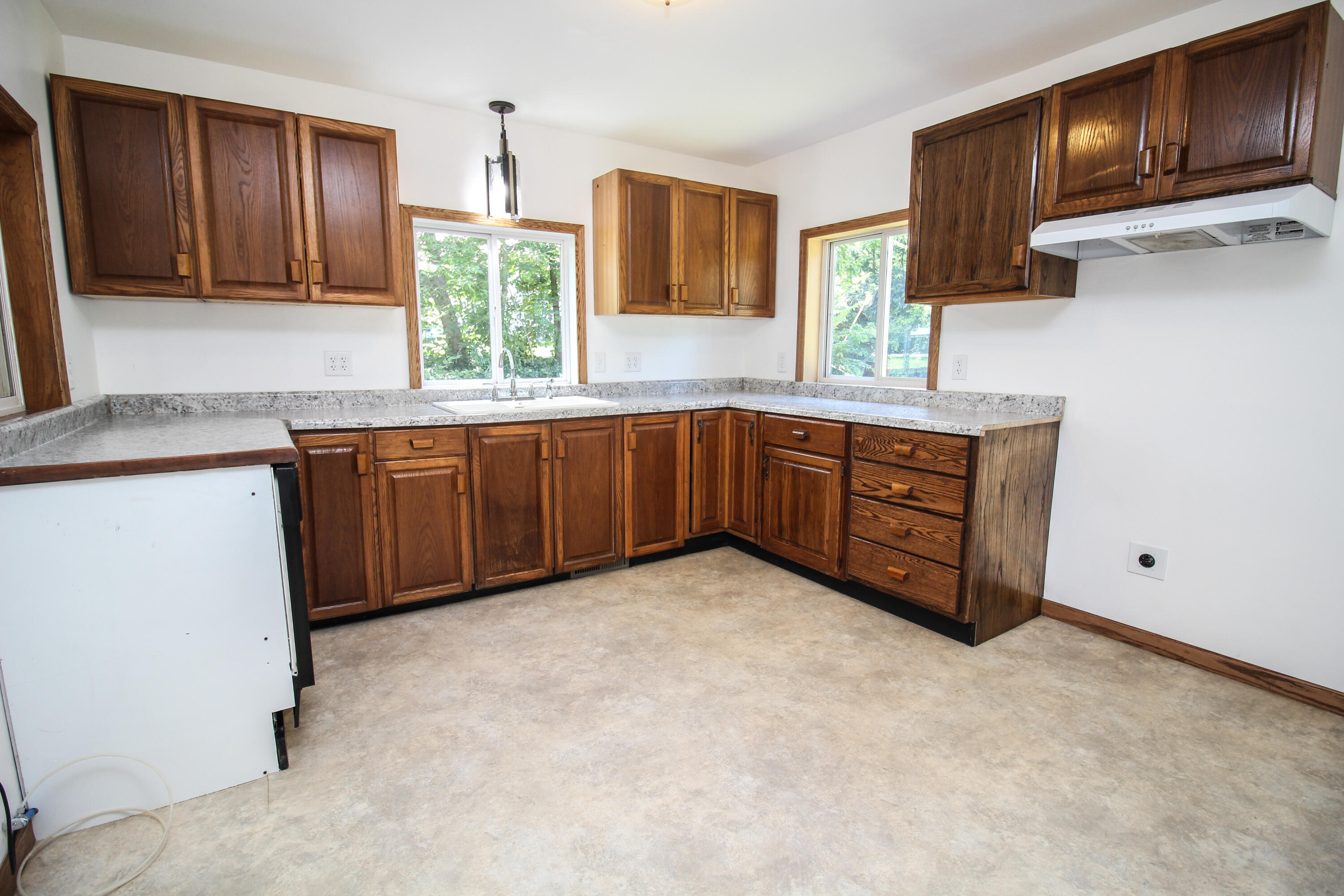 58552 Prairie Street Cassopolis MI 49031