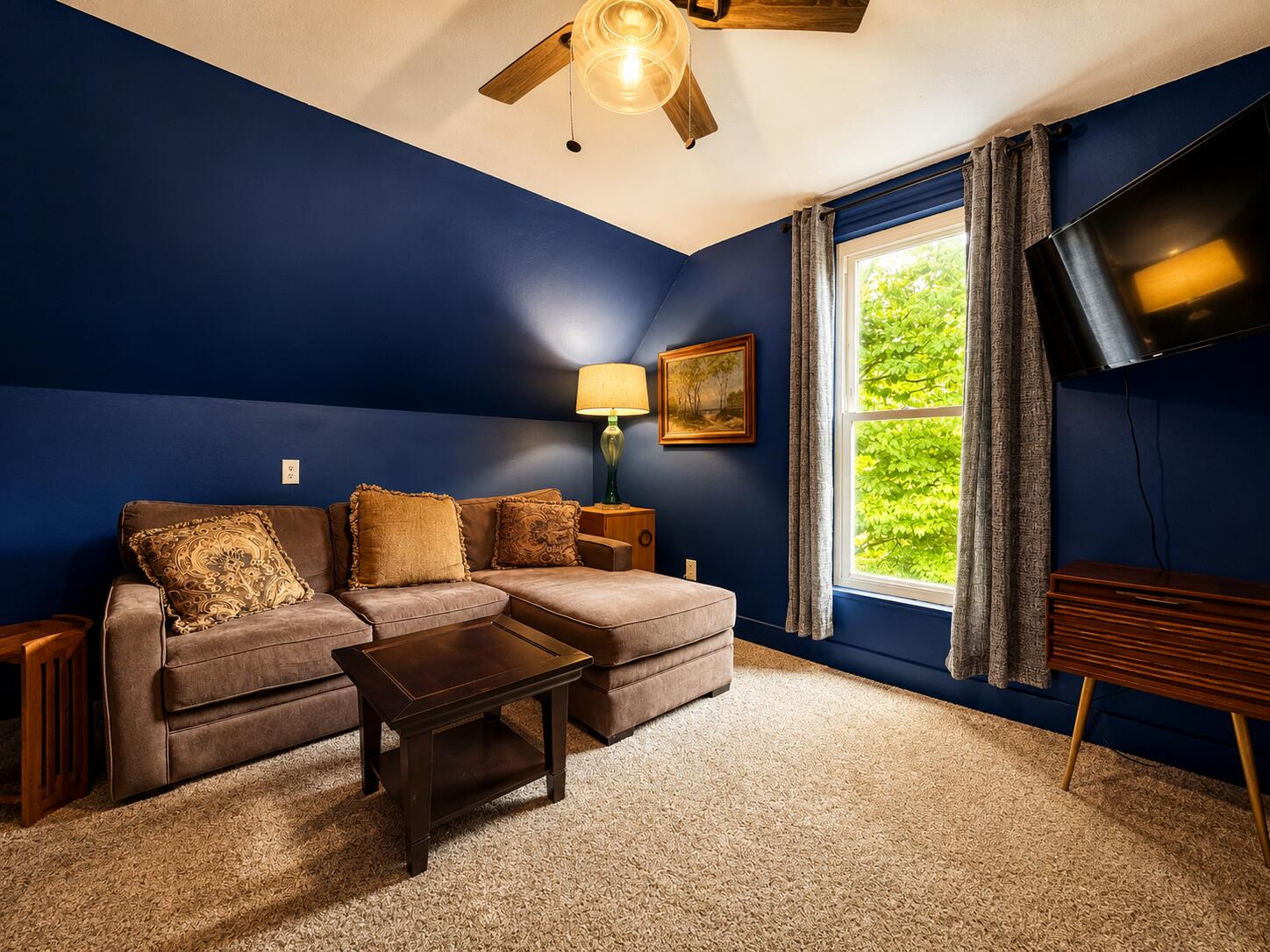 211 E Sycamore Street Three Oaks MI 49128