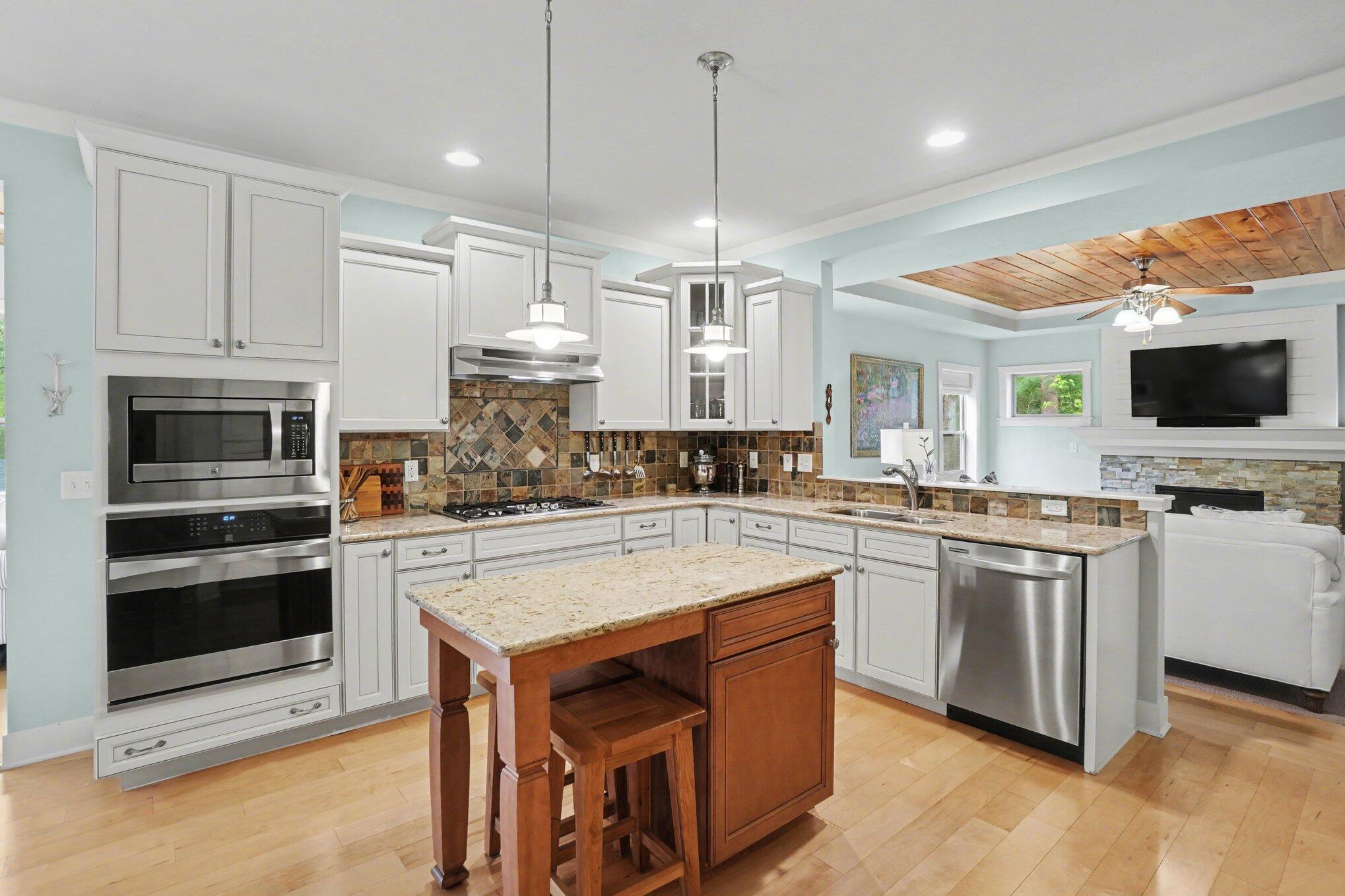 6560 Sanctuary Trail Saugatuck MI 49453