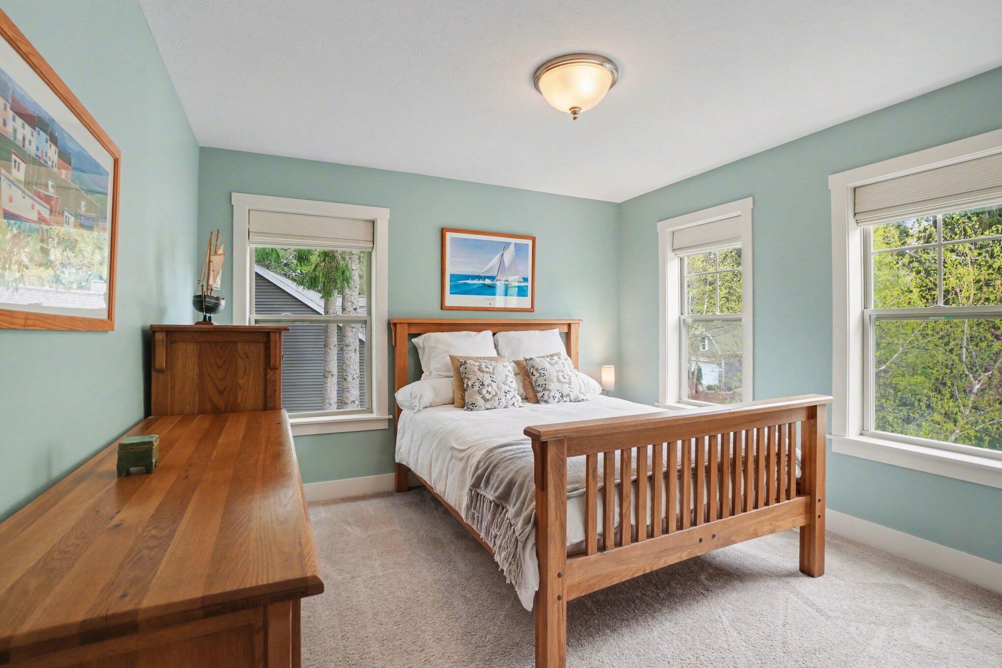 6560 Sanctuary Trail Saugatuck MI 49453
