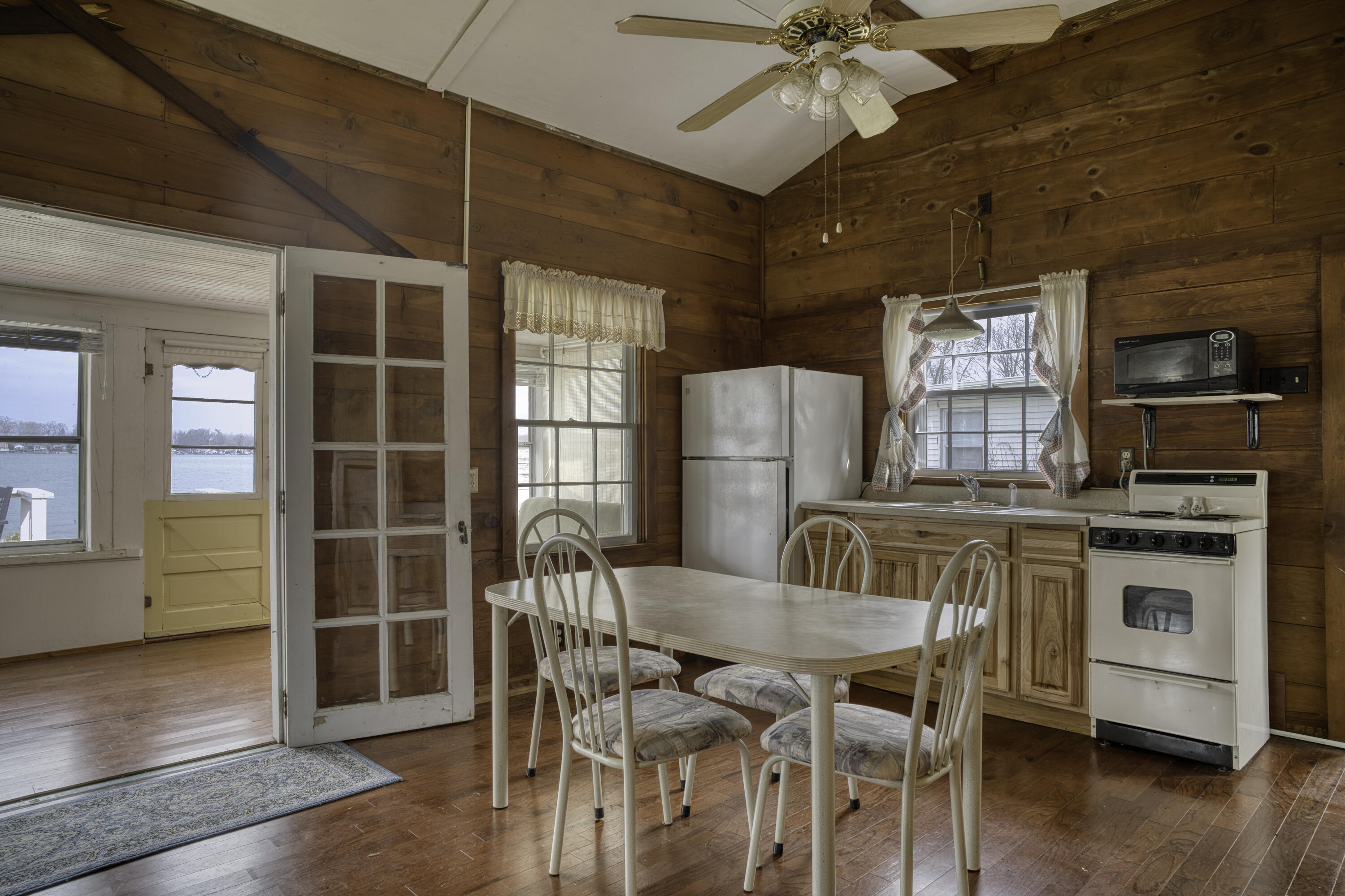 50479 Delling Drive Dowagiac MI 49047