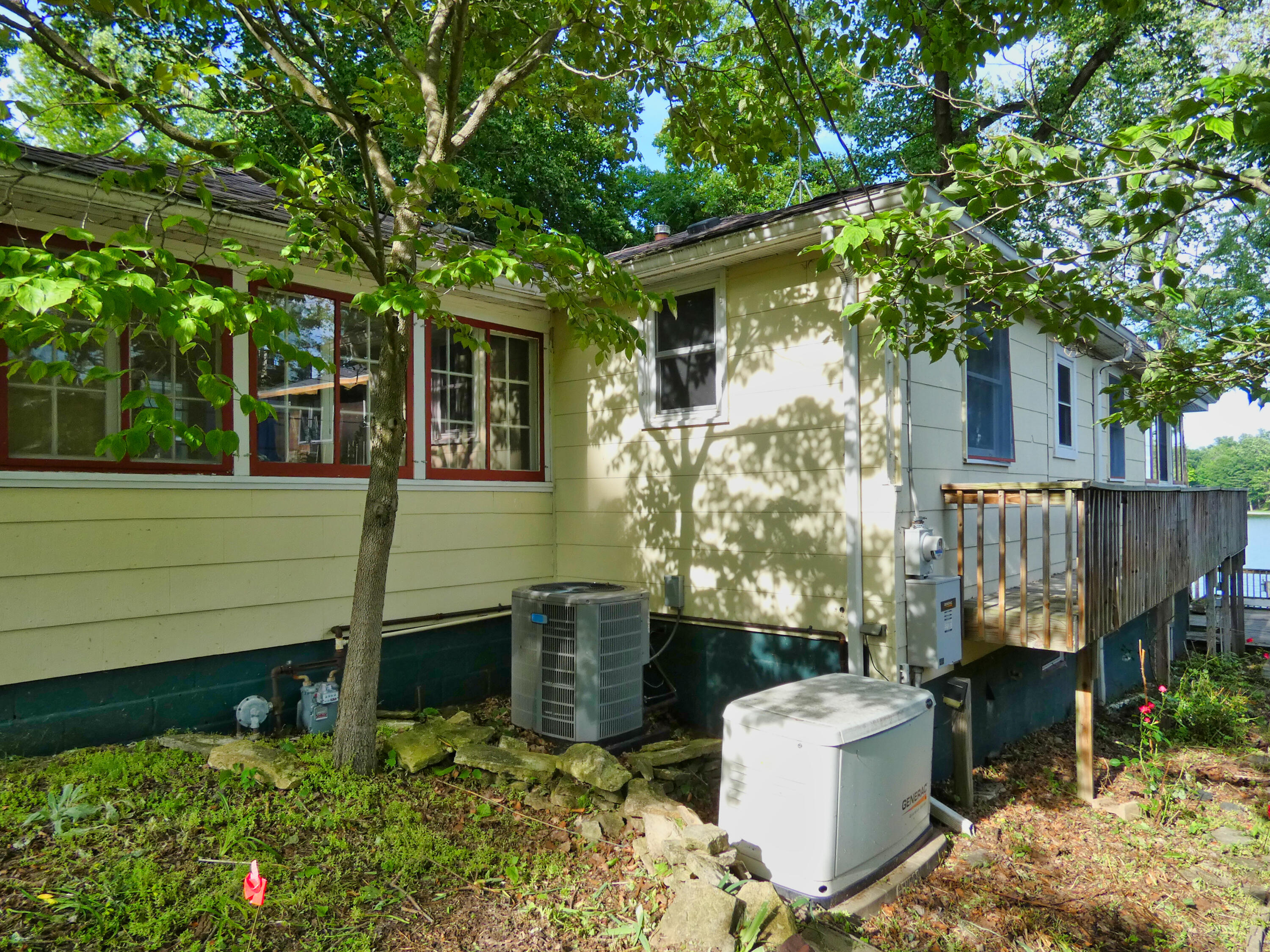 5511 Lakewood Street Coloma MI 49038
