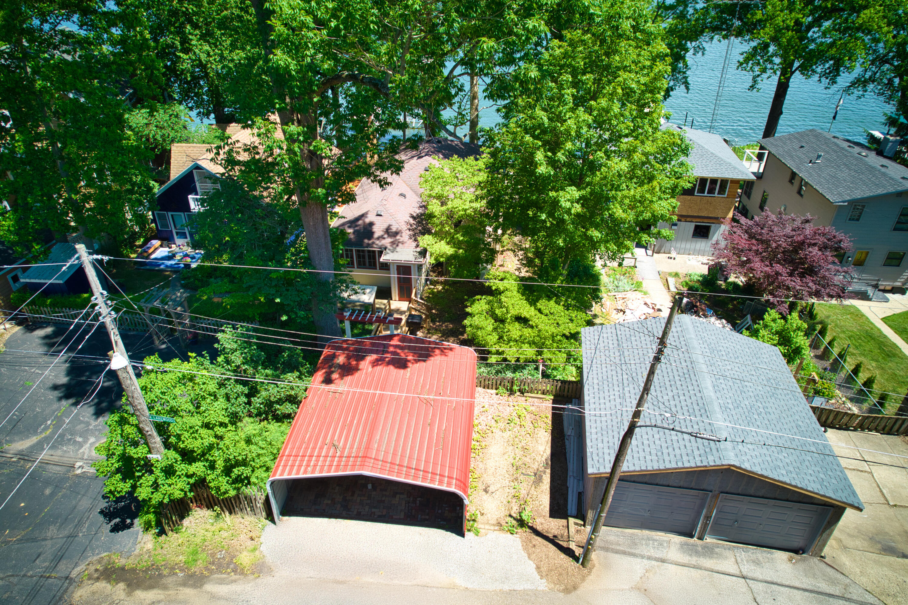 5511 Lakewood Street Coloma MI 49038