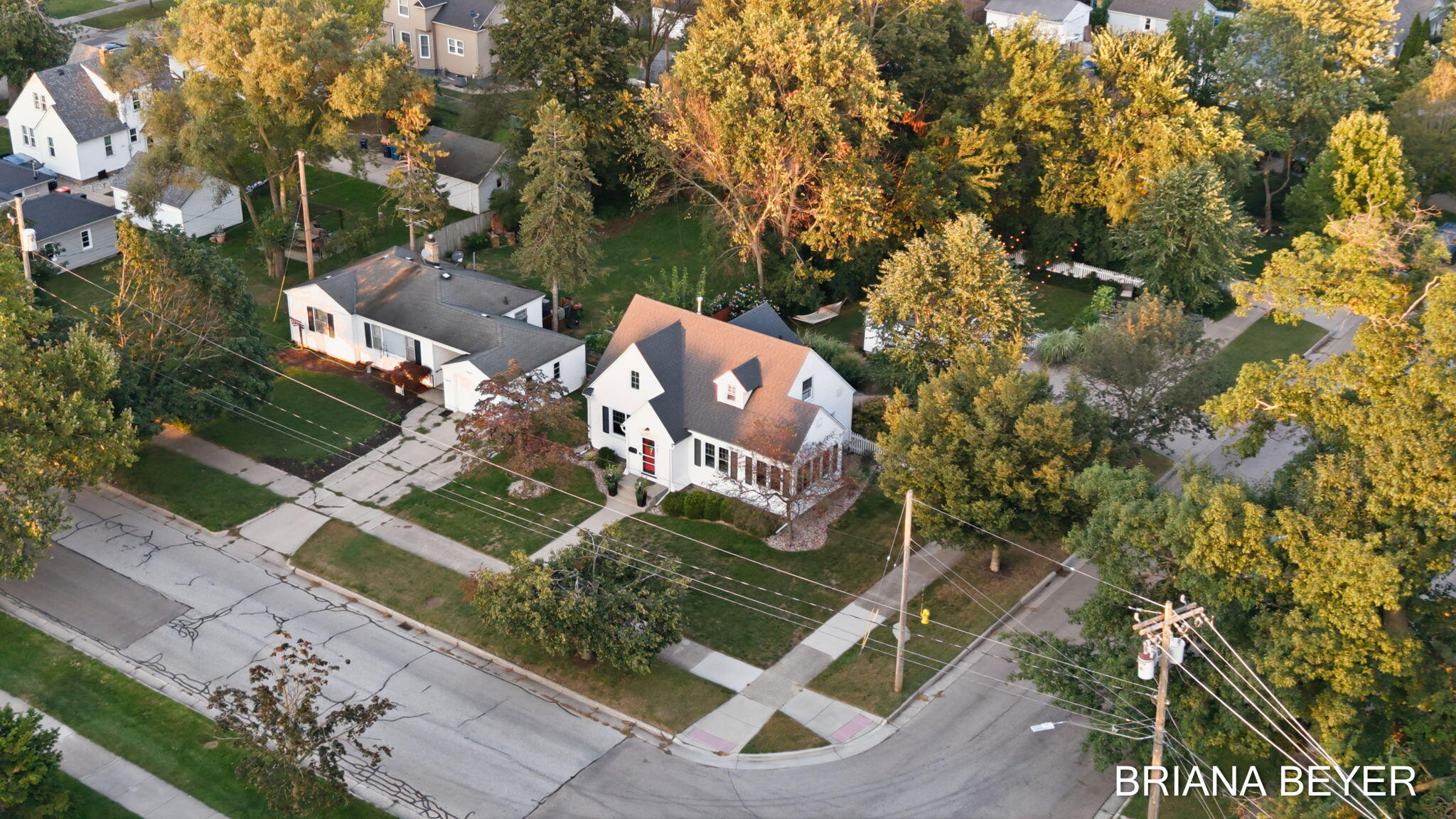 669 Columbia Avenue Holland MI 49423