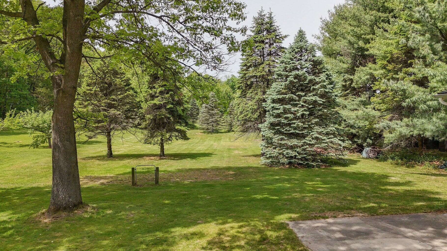 54348 Twin Lakes Road Dowagiac MI 49047
