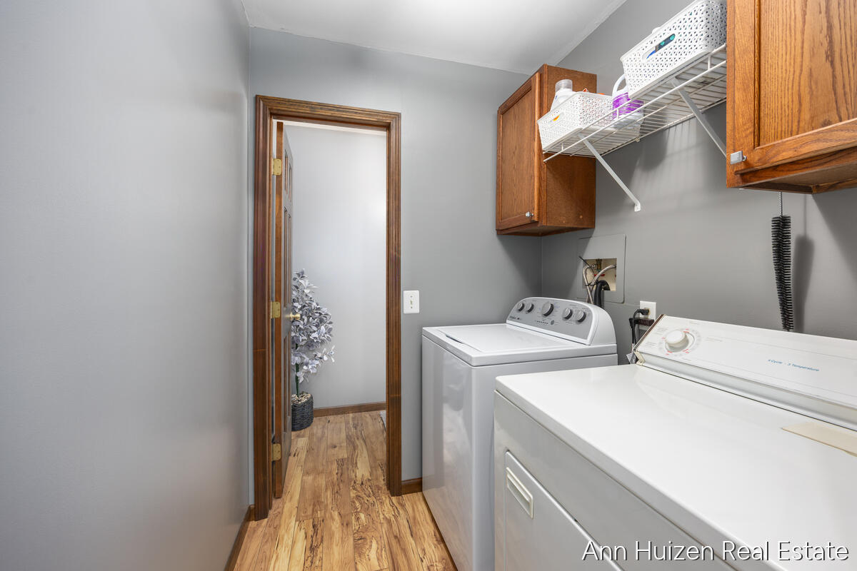 6240 Sunfish Lake Avenue NE Rockford MI 49341