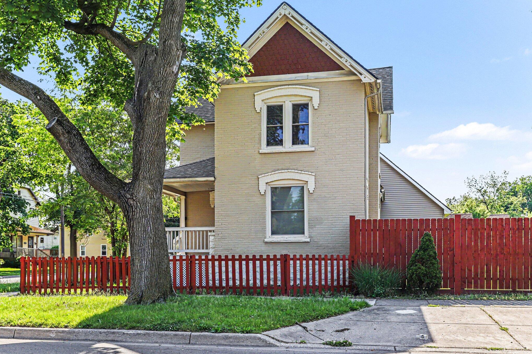 302 W Frank Street Kalamazoo MI 49007