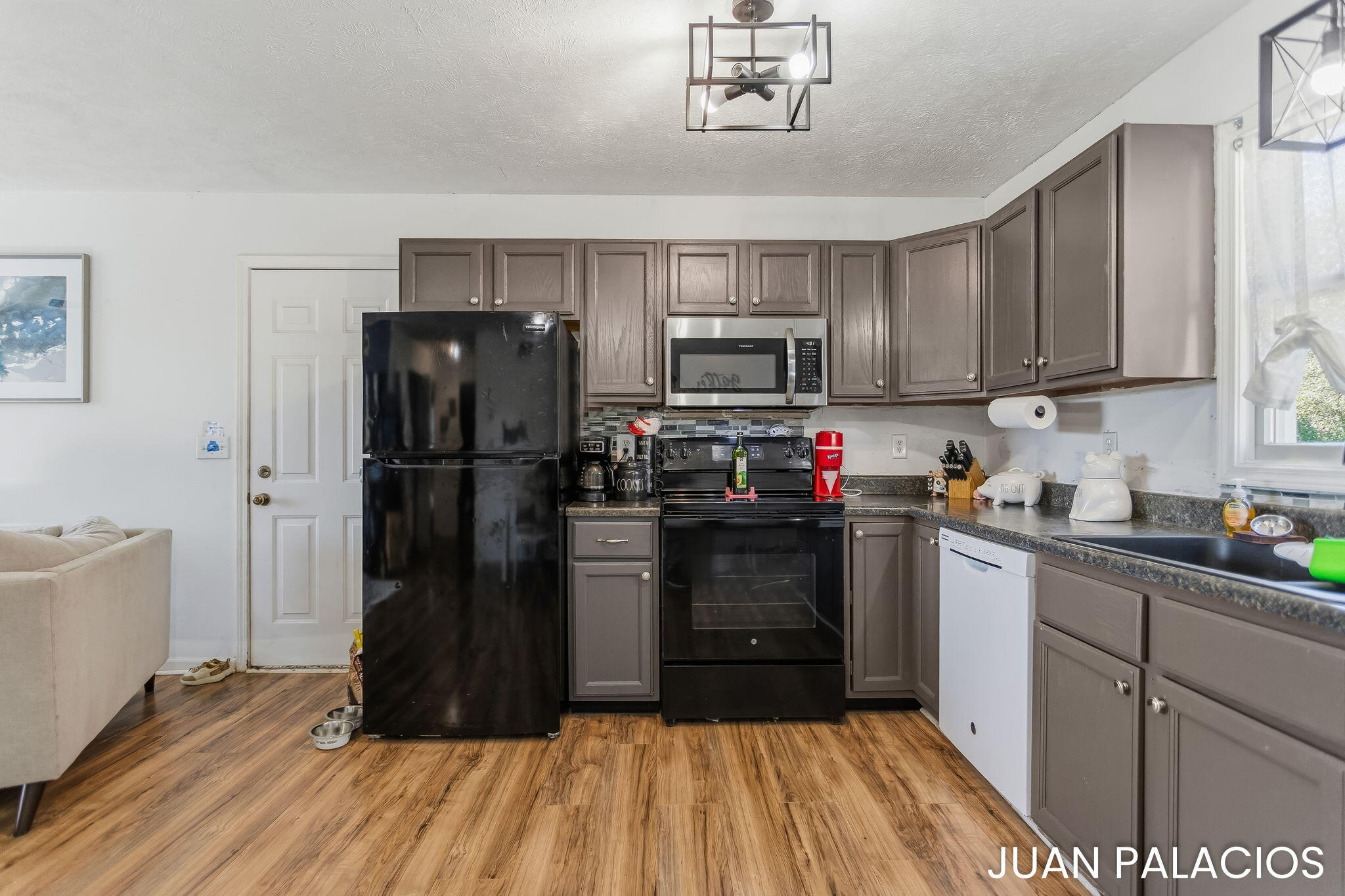 123 Great Northern Lane Holland MI 49424