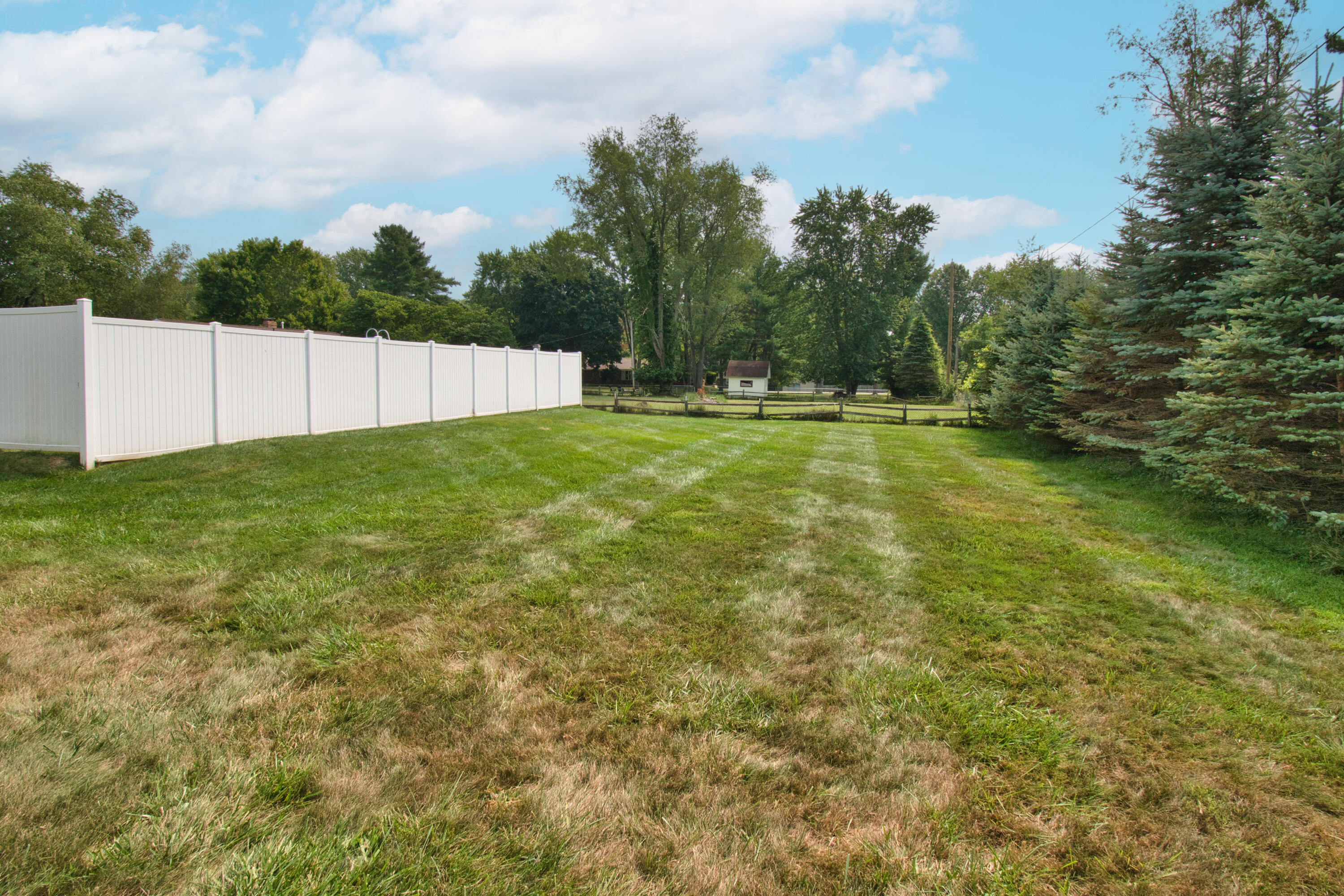 1506 Lykins Lane Niles MI 49120