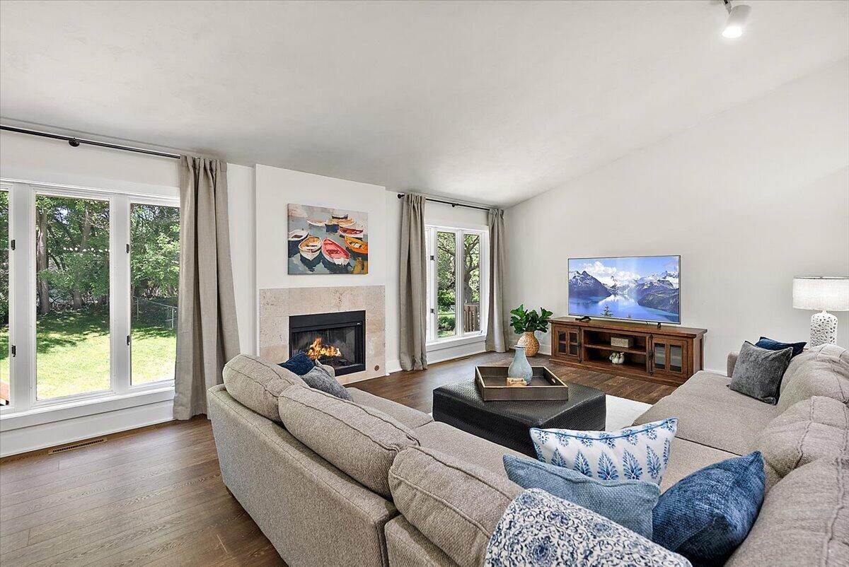 368 S Lakeshore Drive Holland MI 49424