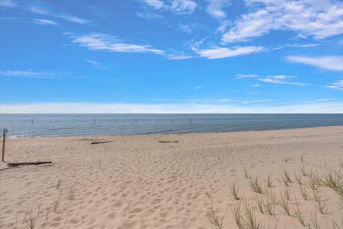 368 S Lakeshore Drive Holland MI 49424