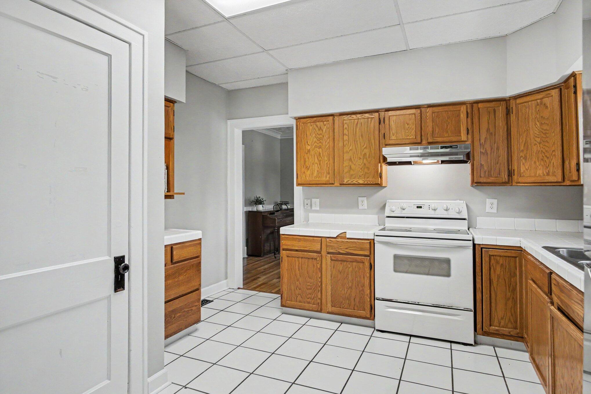 101 Arthur Avenue NE Grand Rapids MI 49503