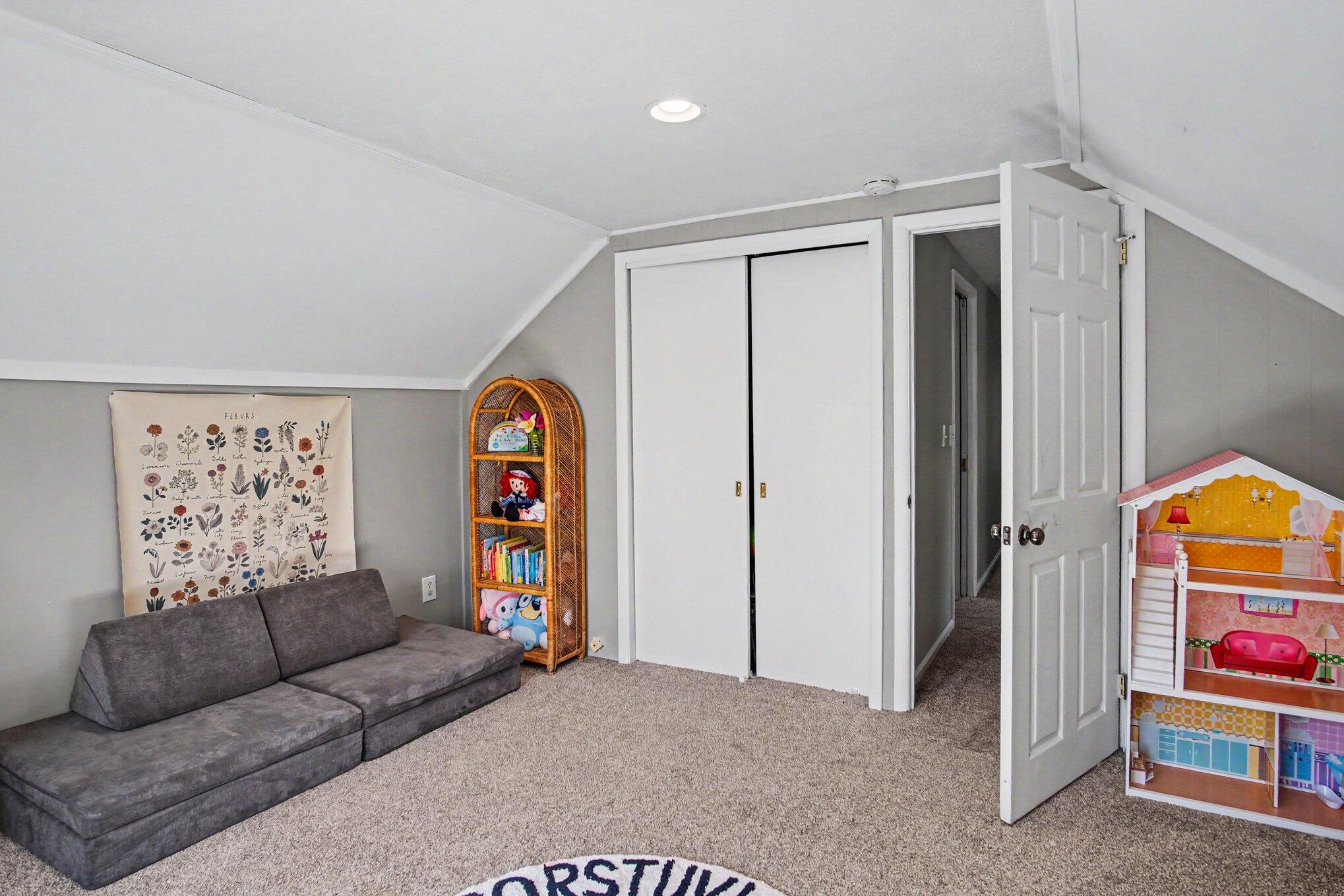 101 Arthur Avenue NE Grand Rapids MI 49503