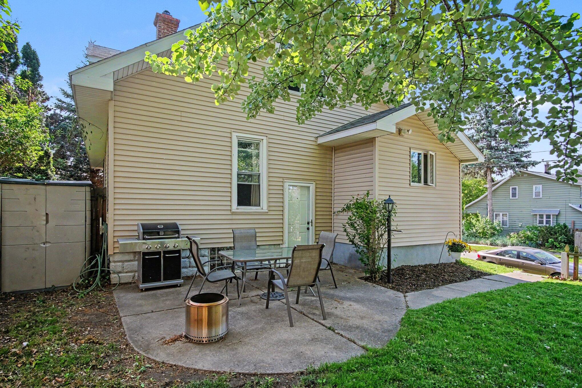 101 Arthur Avenue NE Grand Rapids MI 49503
