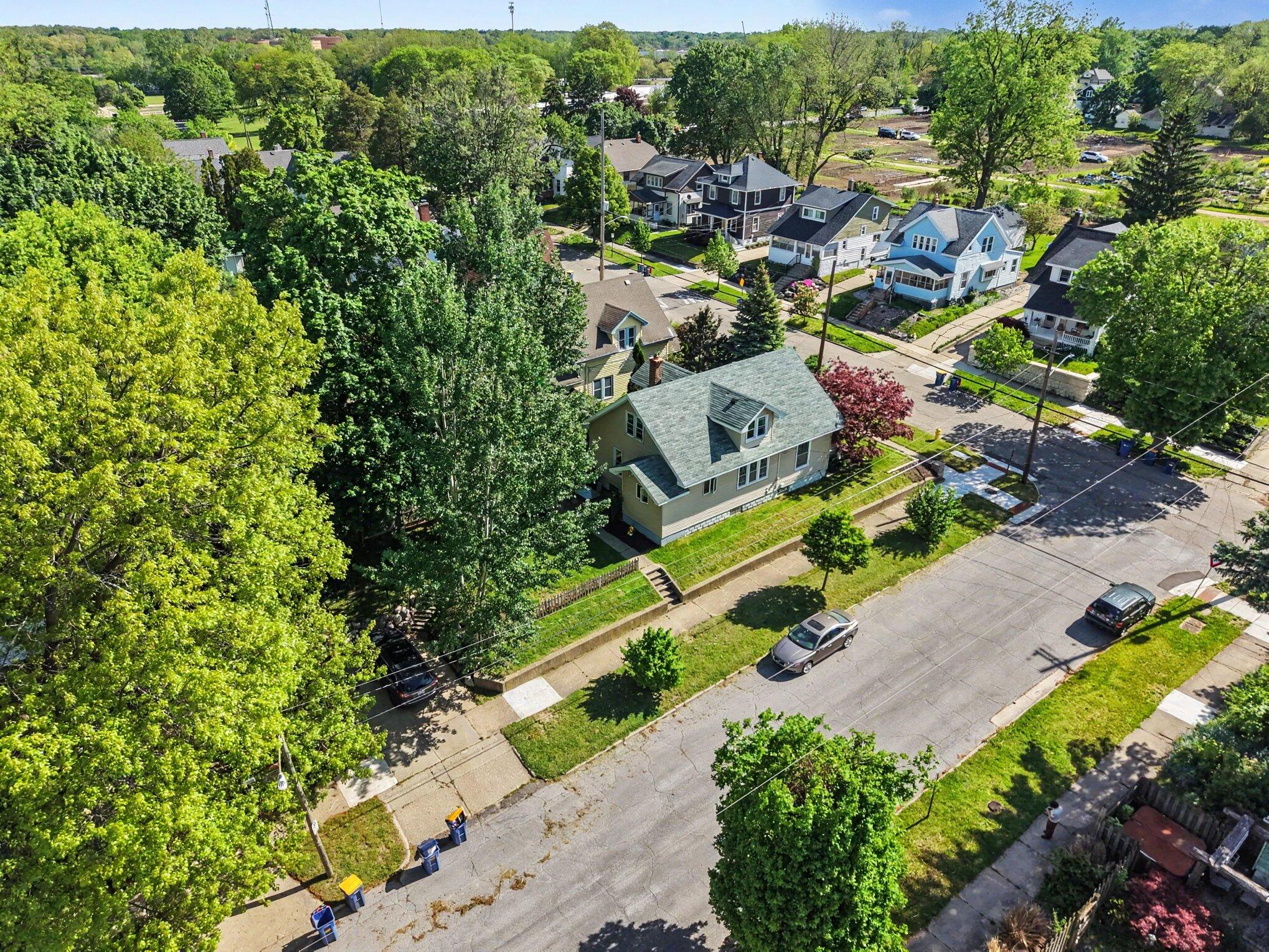 101 Arthur Avenue NE Grand Rapids MI 49503