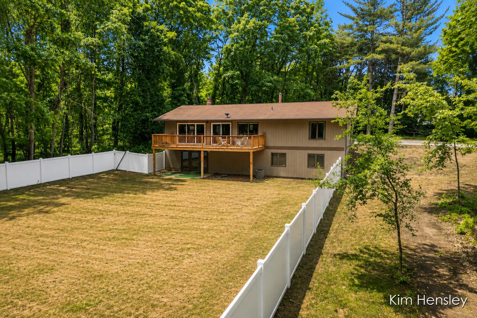 4736 Burton Street SE Grand Rapids MI 49546