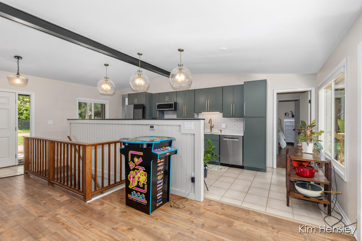 4736 Burton Street SE Grand Rapids MI 49546