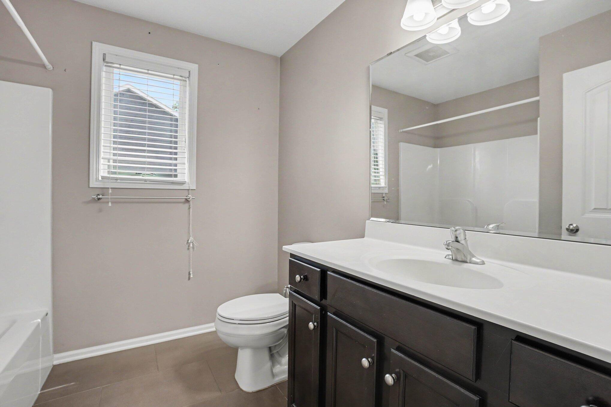 2212 Oakland Farms Trail Portage MI 49024