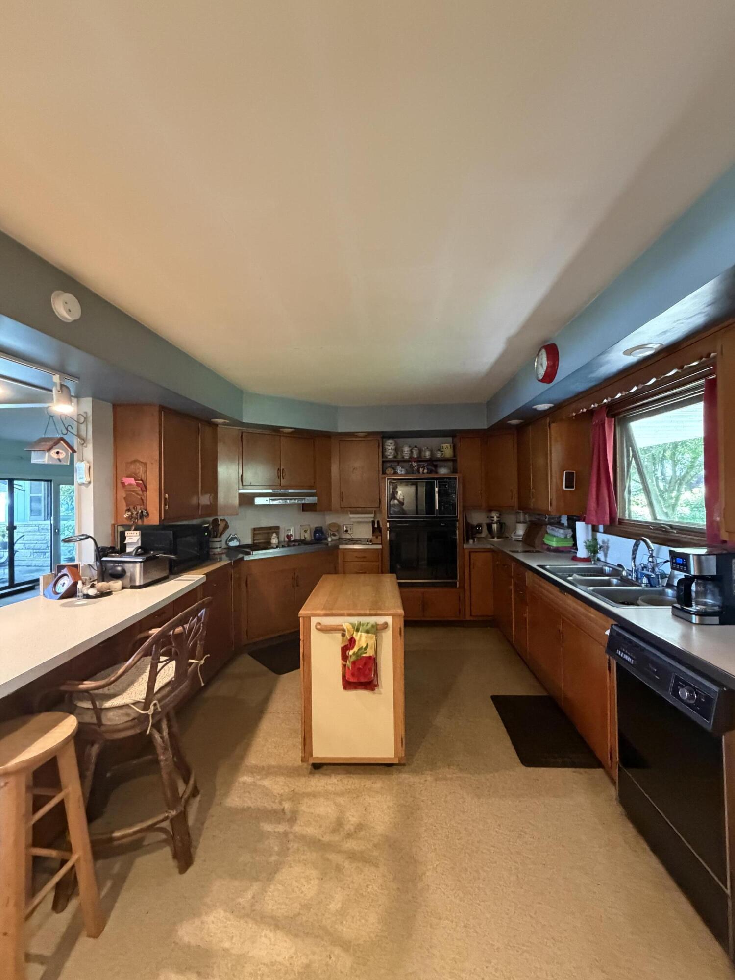 55895 Inn-d-inn Drive Dowagiac MI 49047