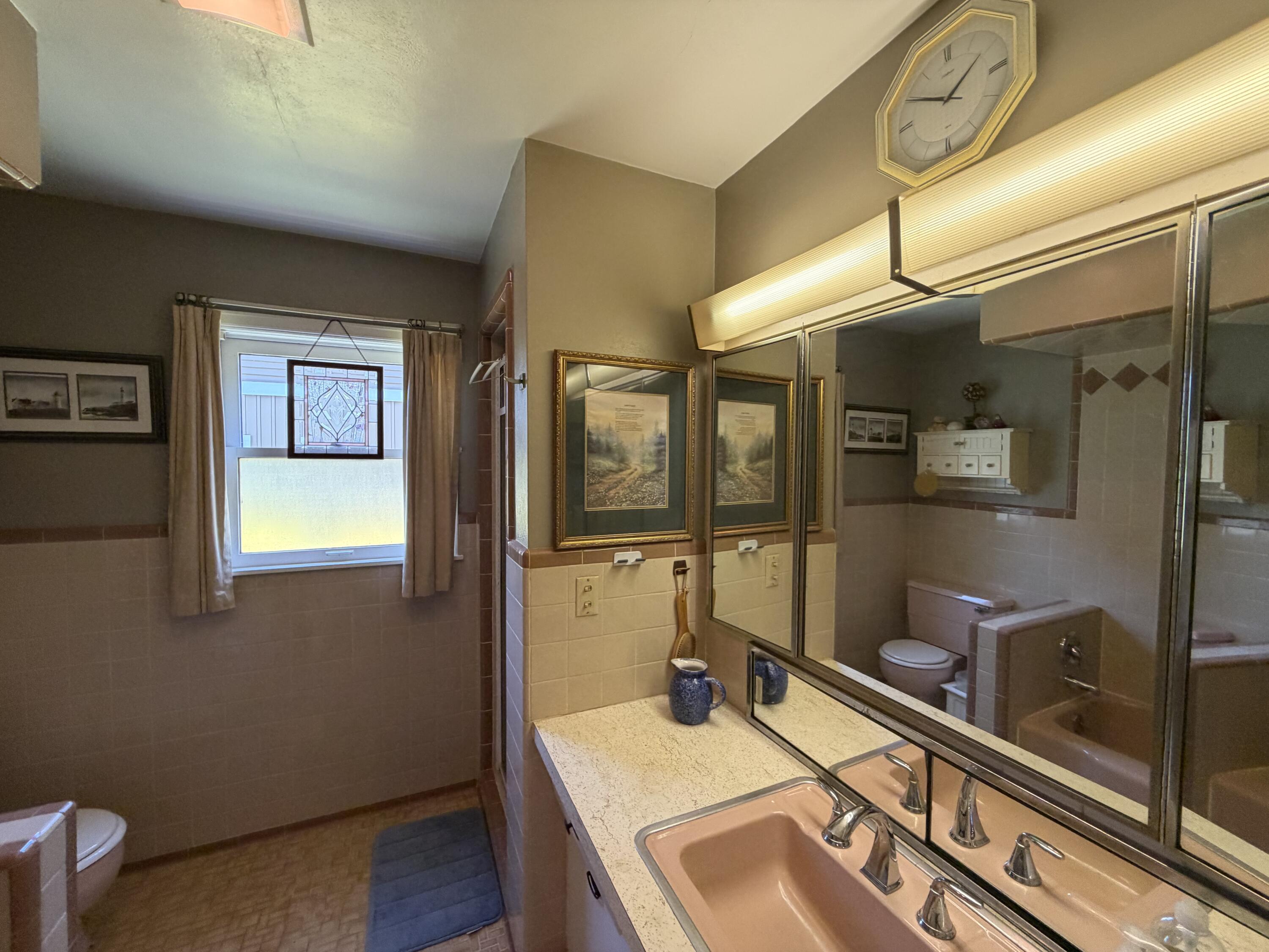 55895 Inn-d-inn Drive Dowagiac MI 49047