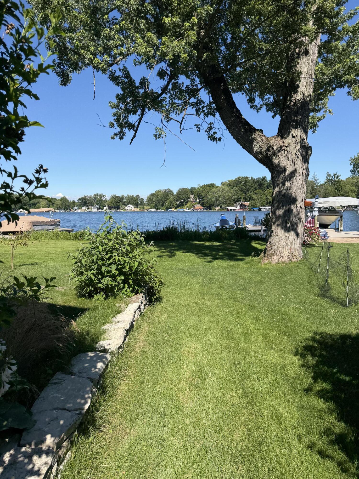 55895 Inn-d-inn Drive Dowagiac MI 49047