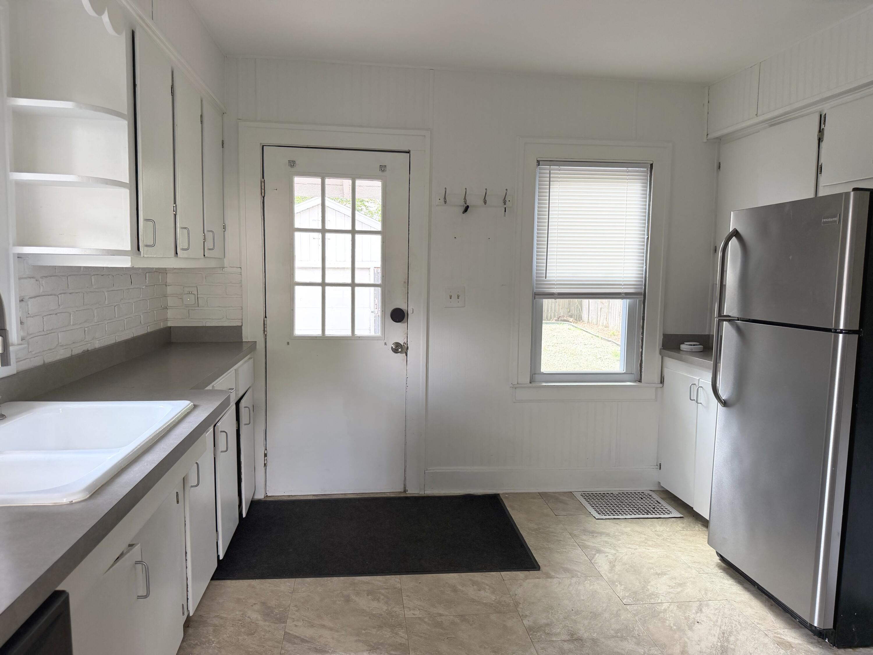 1745 Willis Avenue NW Grand Rapids MI 49504