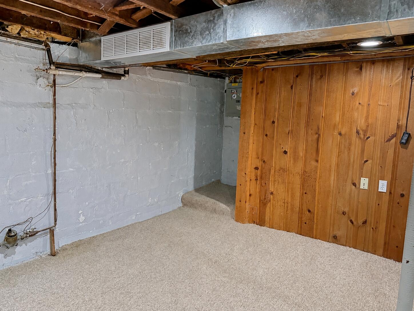 1745 Willis Avenue NW Grand Rapids MI 49504