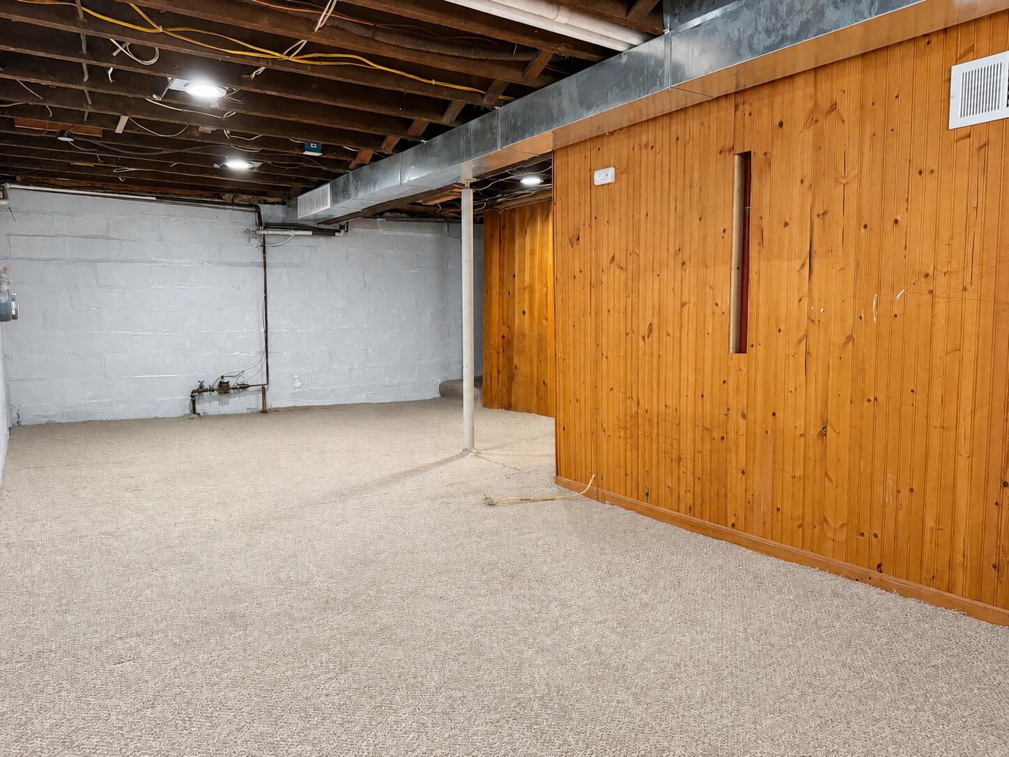 1745 Willis Avenue NW Grand Rapids MI 49504