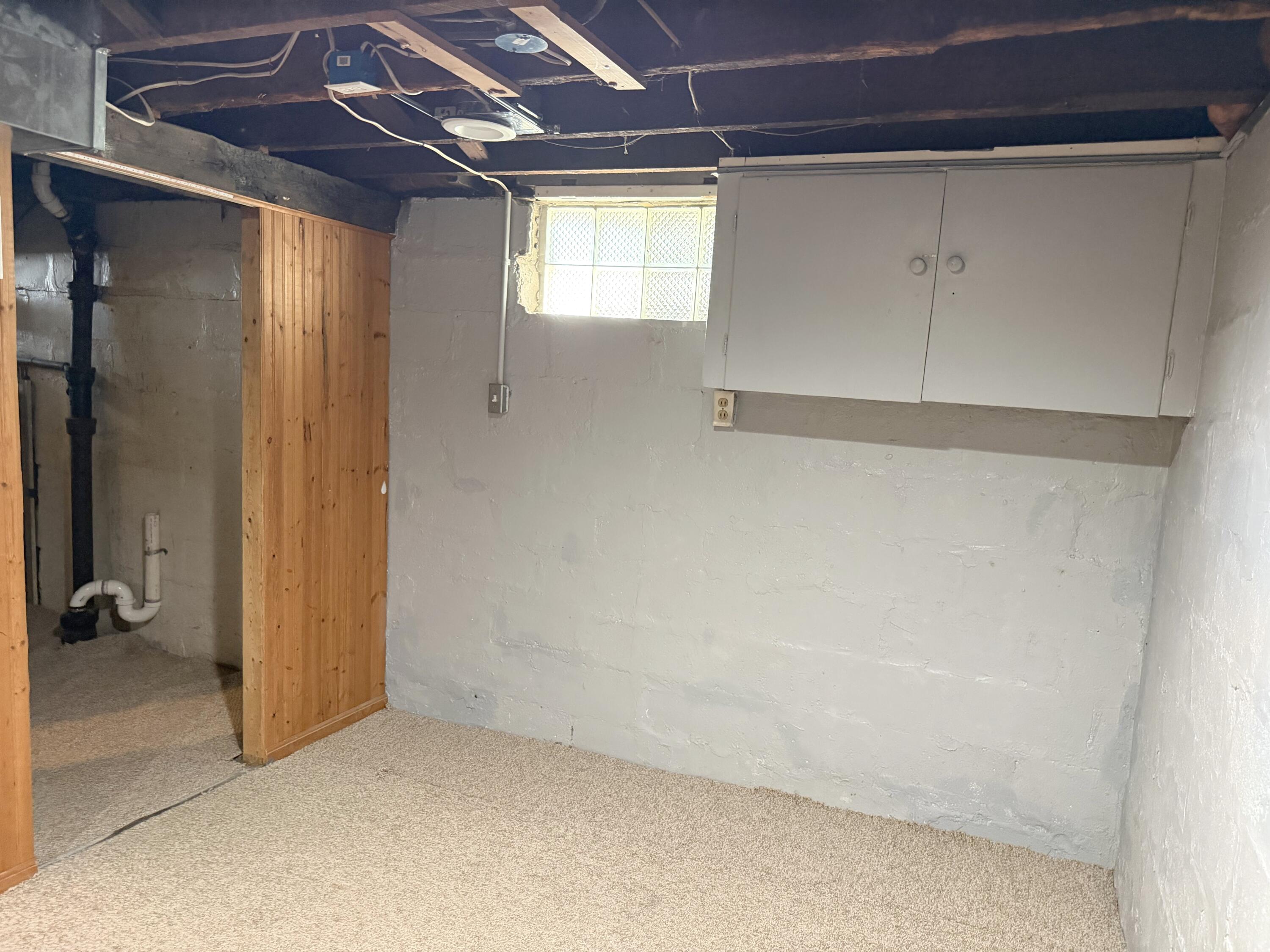 1745 Willis Avenue NW Grand Rapids MI 49504