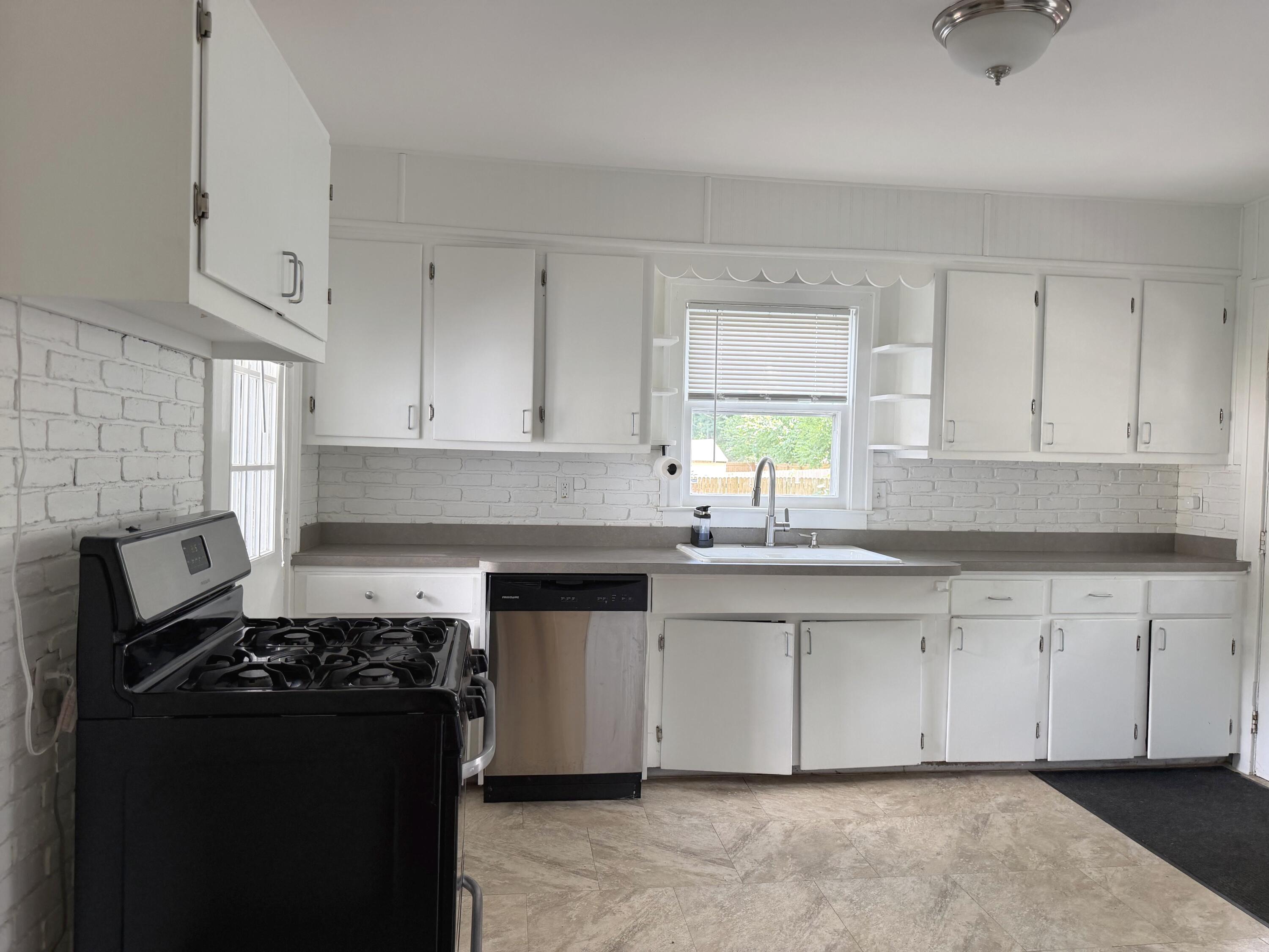 1745 Willis Avenue NW Grand Rapids MI 49504