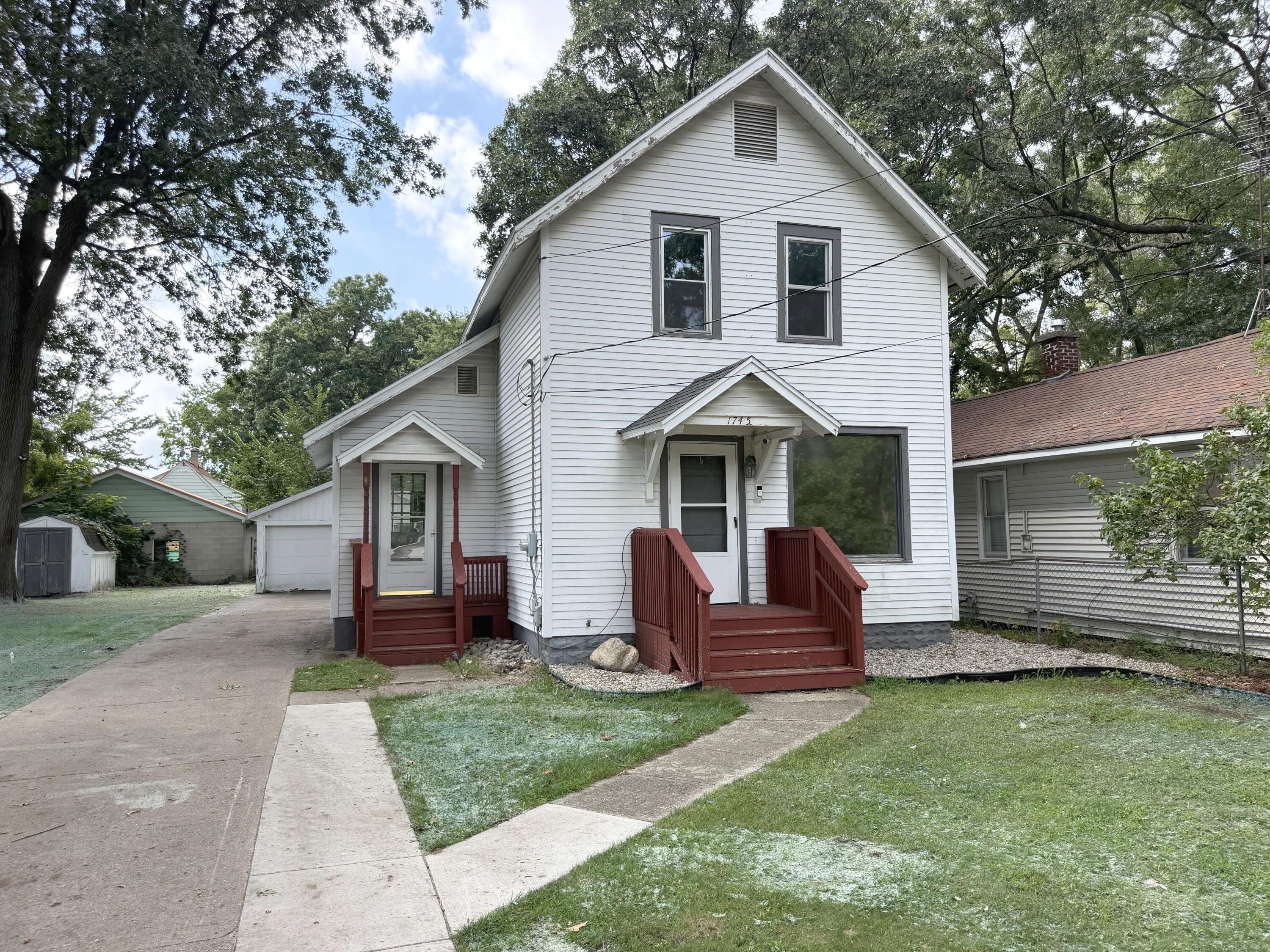1745 Willis Avenue NW Grand Rapids MI 49504