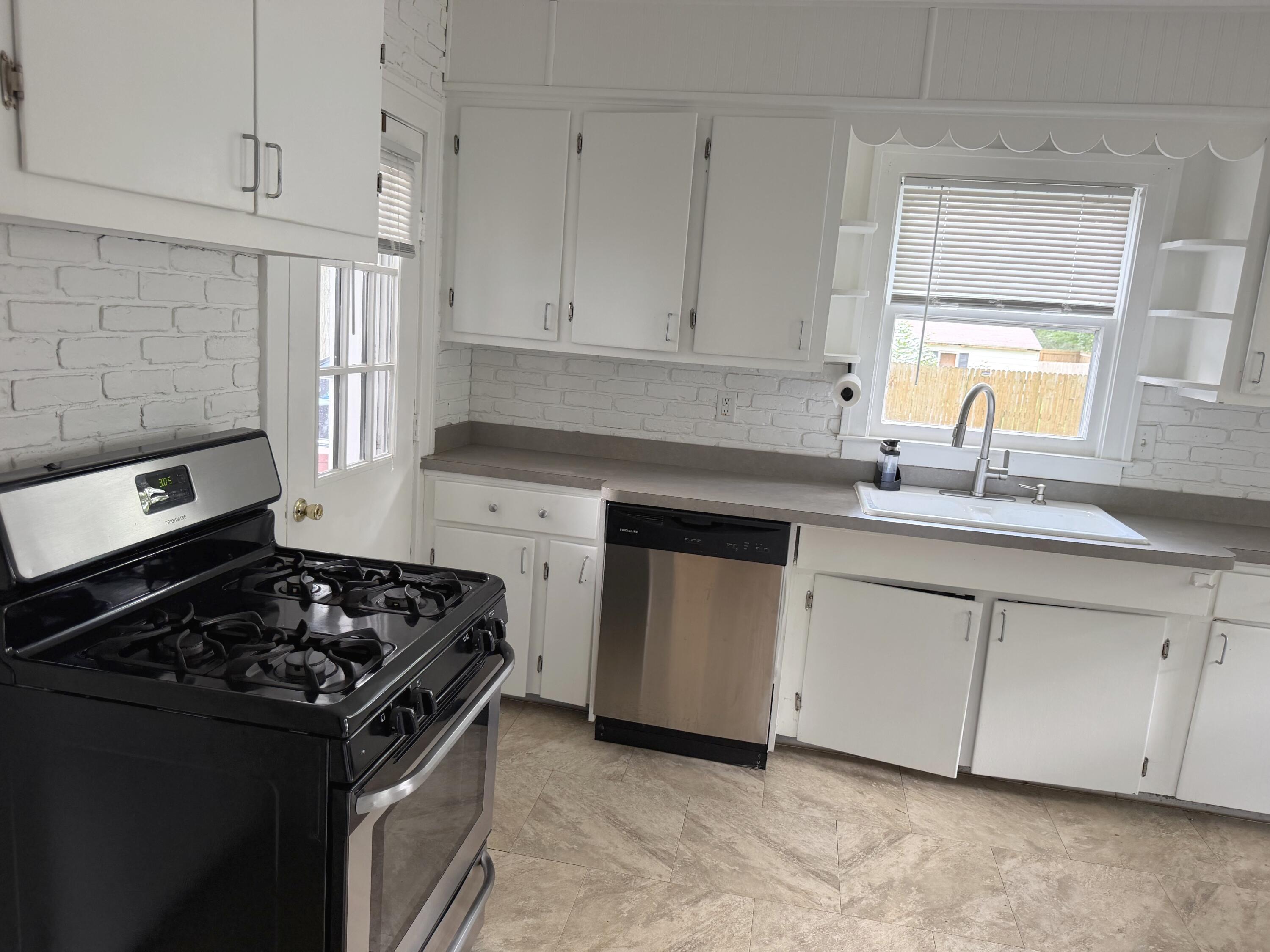 1745 Willis Avenue NW Grand Rapids MI 49504