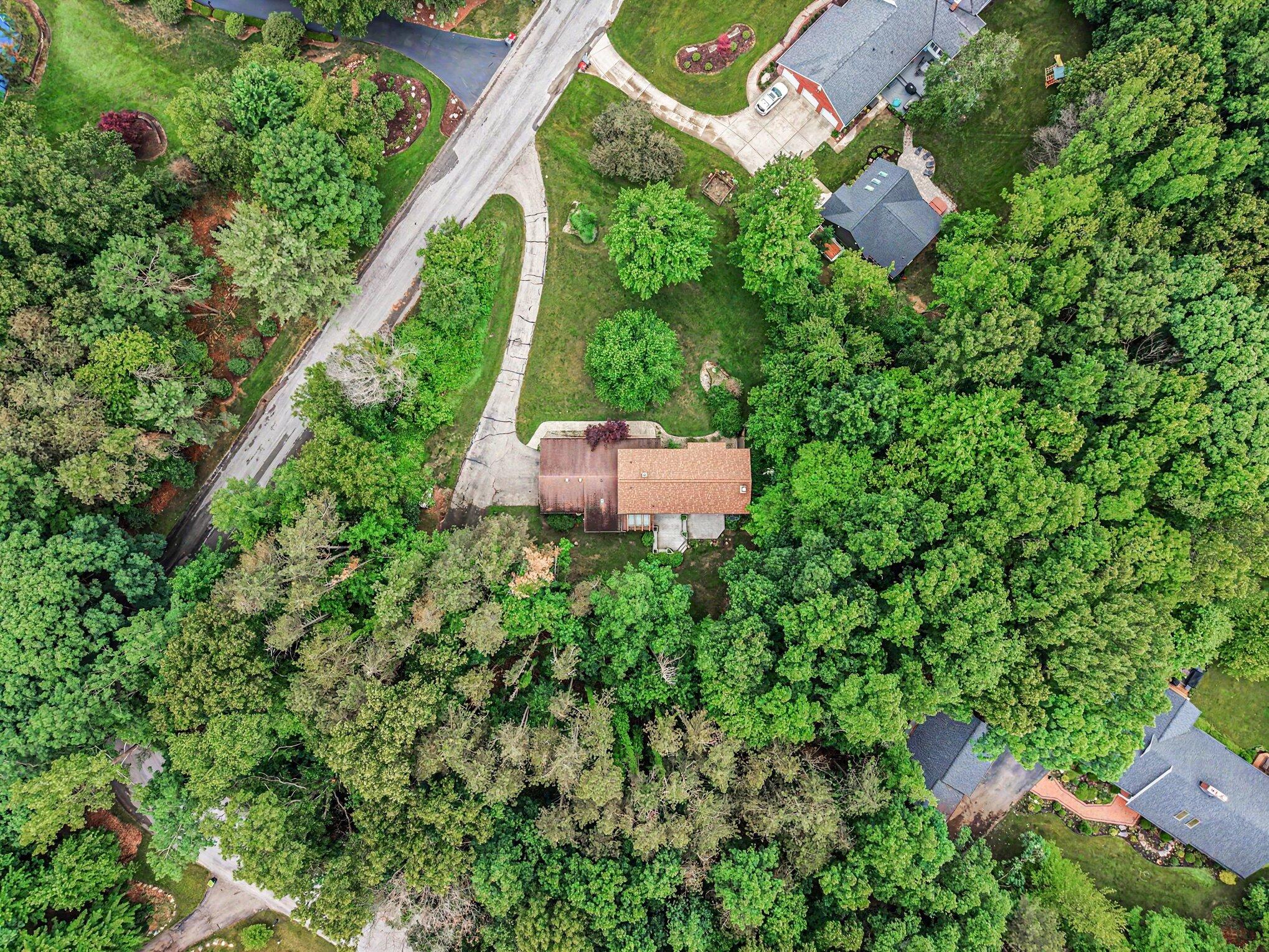540 Roundtree Drive NE Ada MI 49301