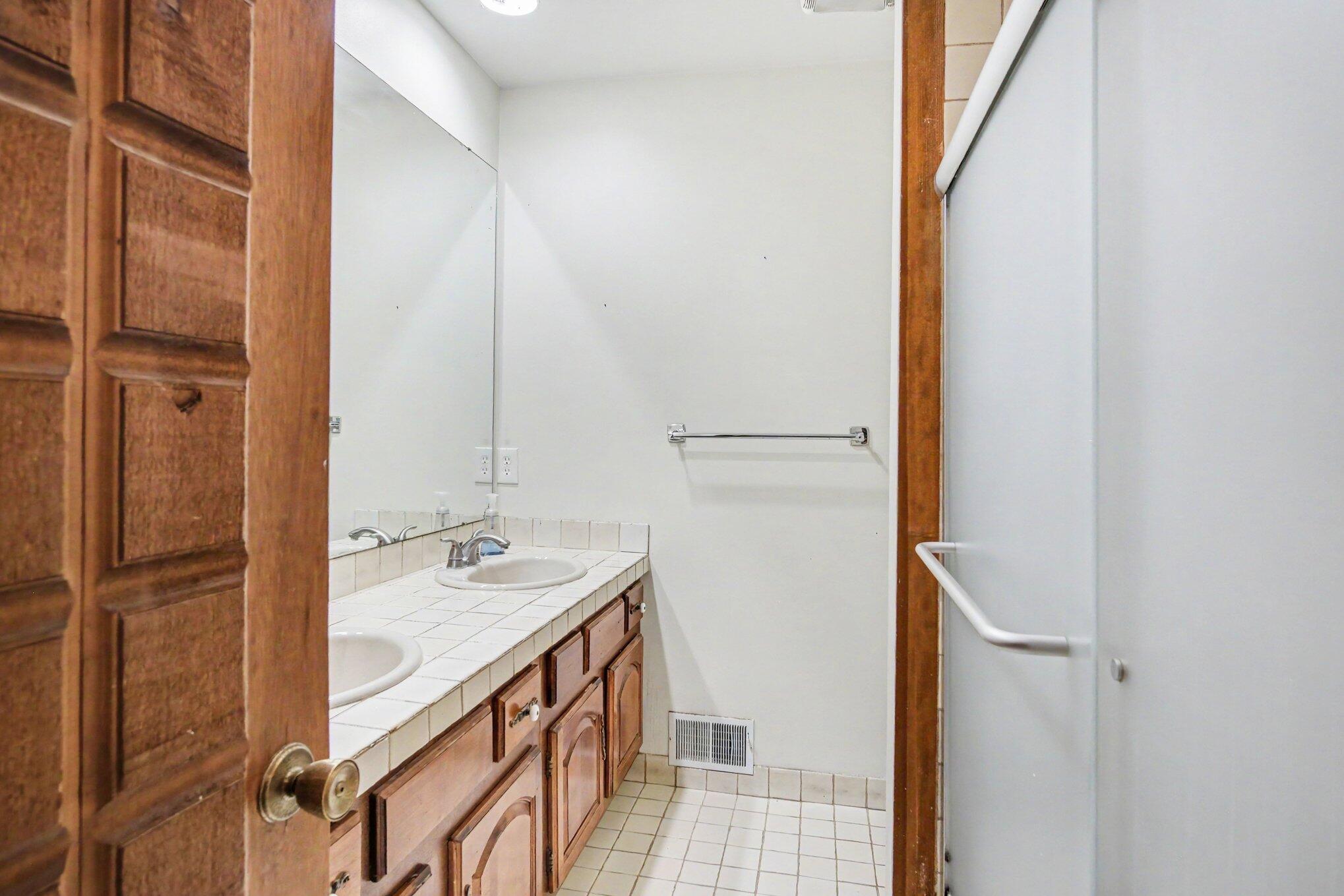 540 Roundtree Drive NE Ada MI 49301