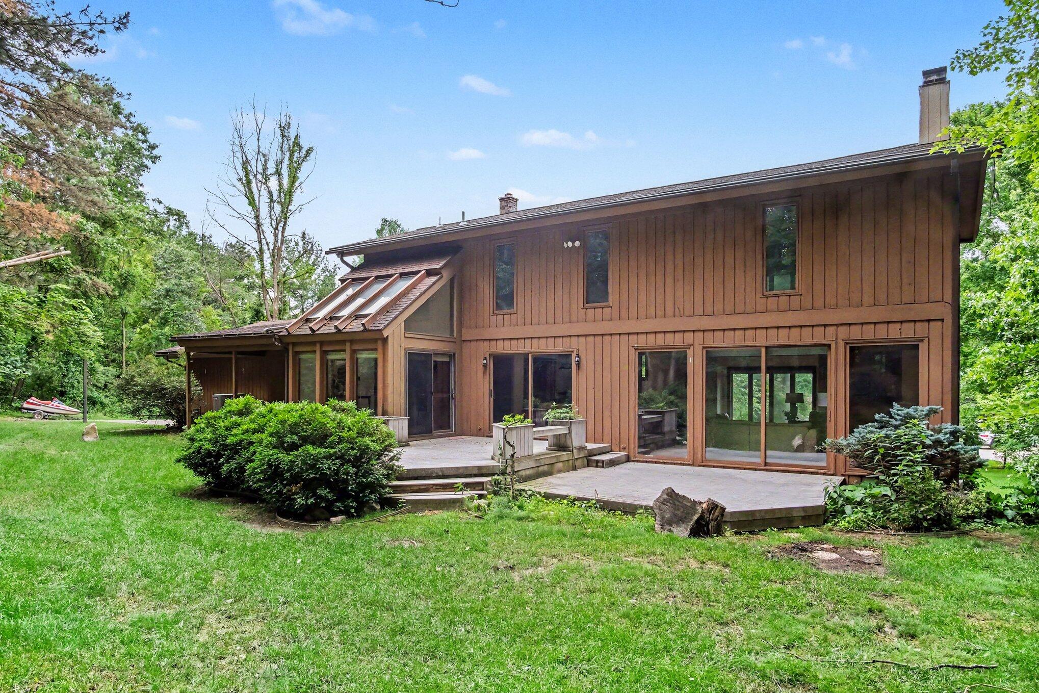 540 Roundtree Drive NE Ada MI 49301