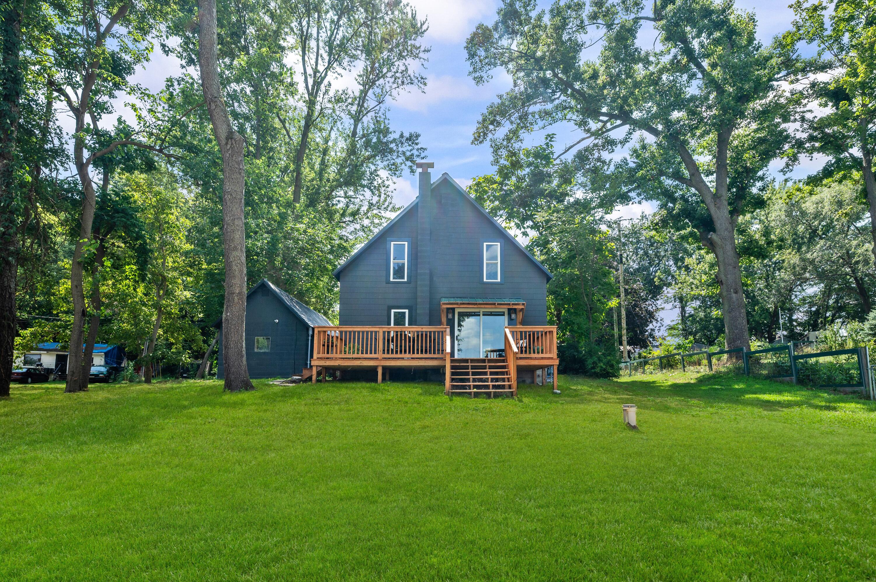 24948 Lake Shore Drive Dowagiac MI 49047