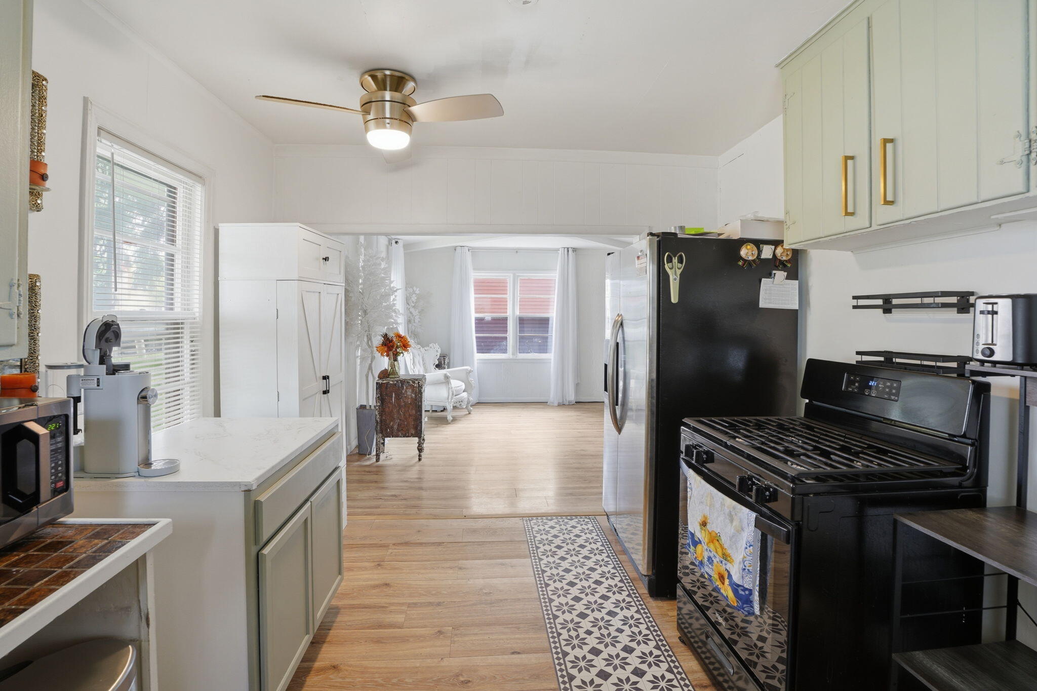 1237 Fuller Avenue NE Grand Rapids MI 49505